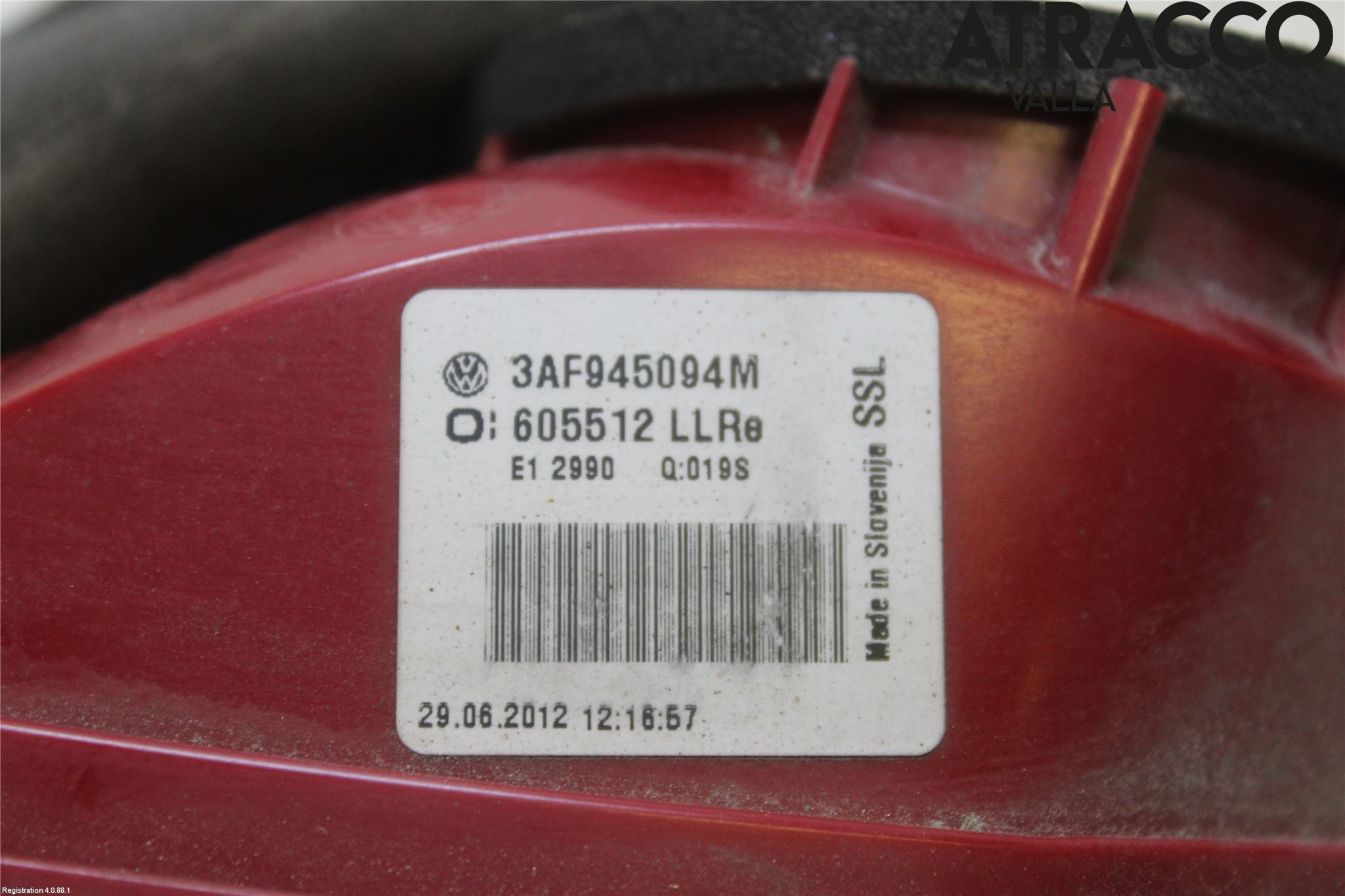 Volkswagen VW PASSAT 11-14 Baklykt Høyre  På Luke(Indre)