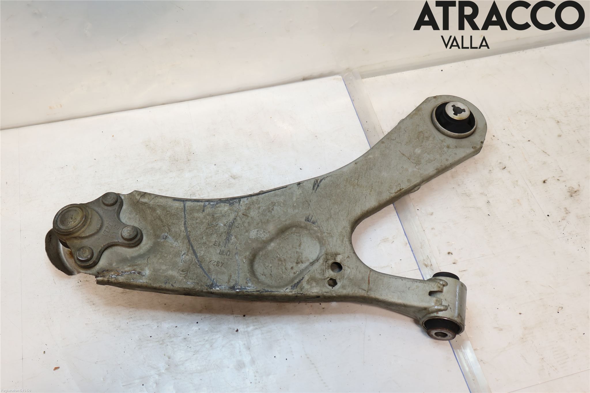 Peugeot 2008/E-2008 20- Bærearm Foran Venstre Nedre