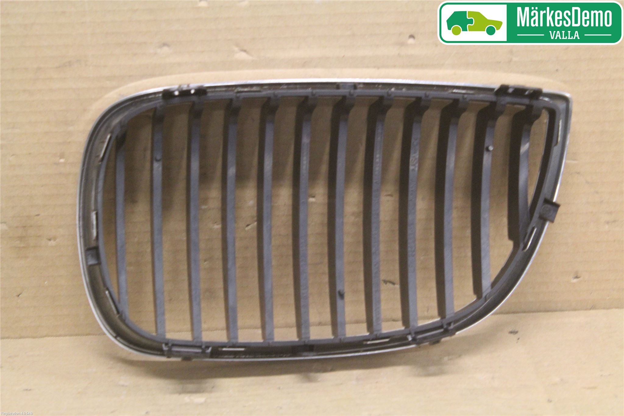 BMW 1 E87/81 5D/3D 03-11 Grilldel Høyre