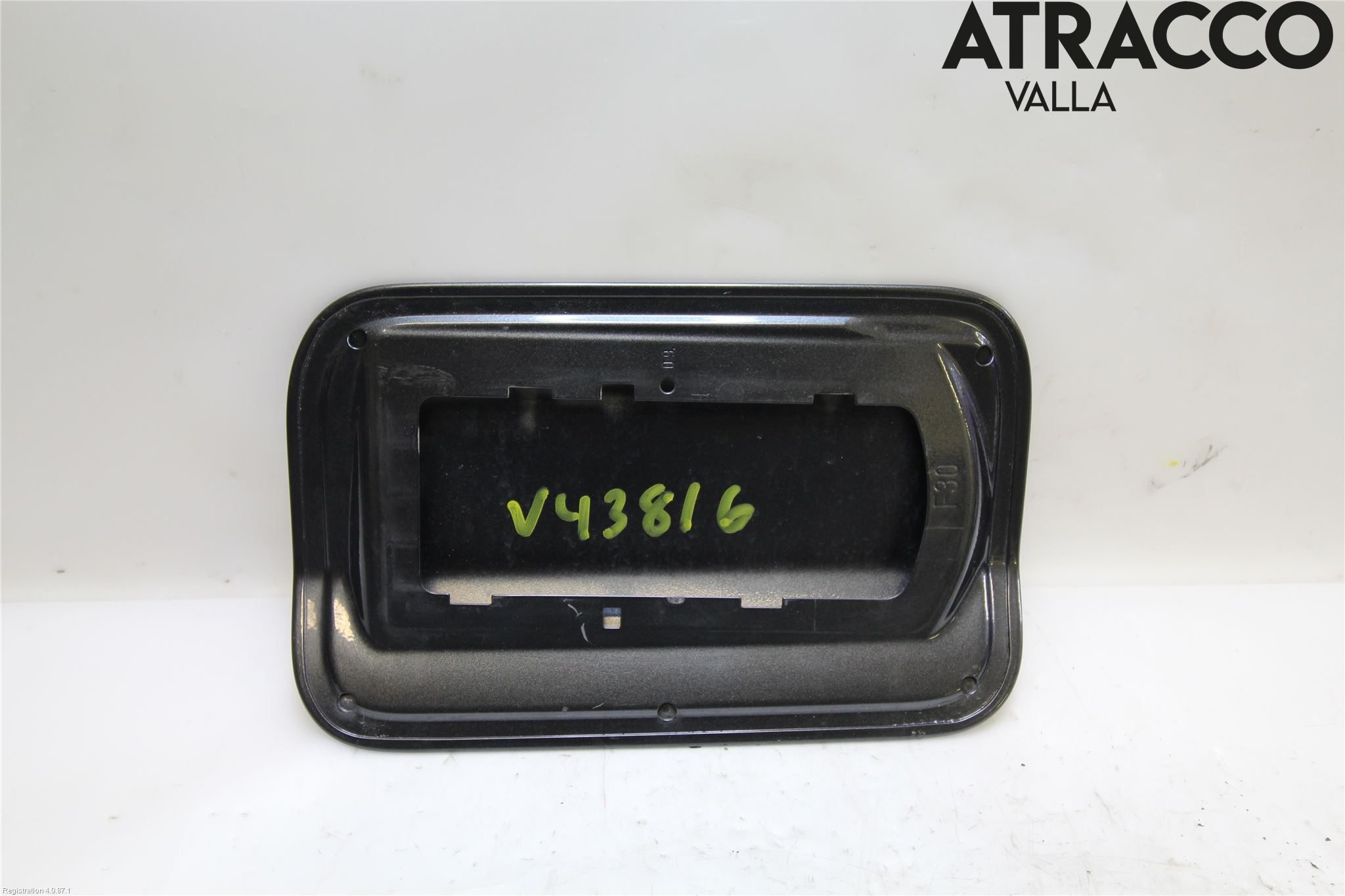 BMW 3 F30/F31/F80 12-19 Drivstoff Tankluke