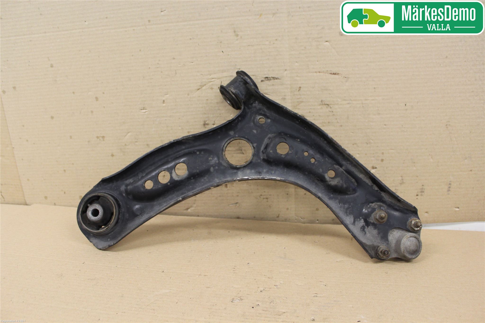 Volkswagen VW GOLF / E-GOLF VII 13-20 Bærearm Foran Venstre Nedre