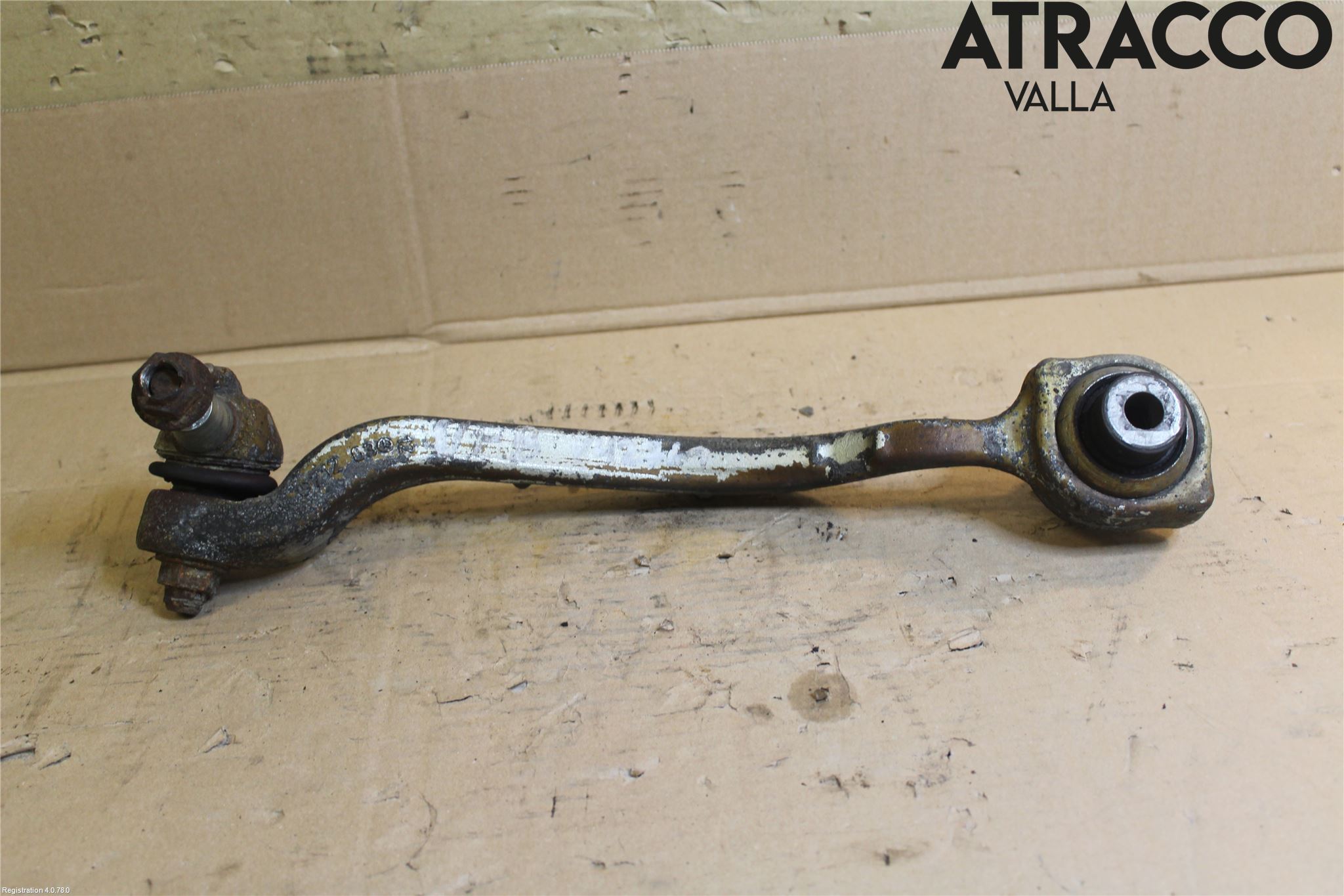Mercedes-Benz MB E-KLASS (W212) 09-16 Bærearm Foran Venstre Nedre