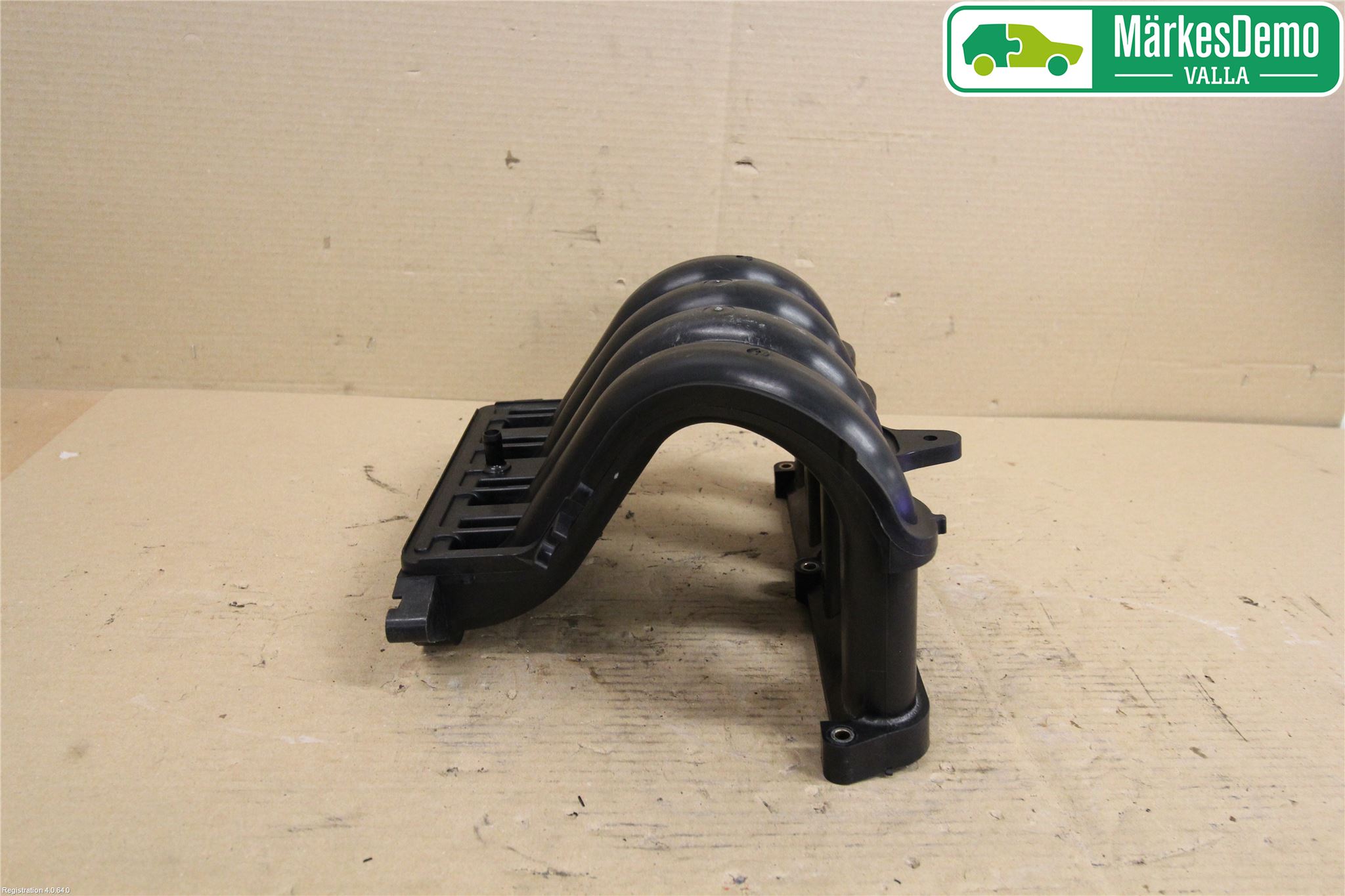 Nissan MICRA 03-07 Innsugningsmanifold