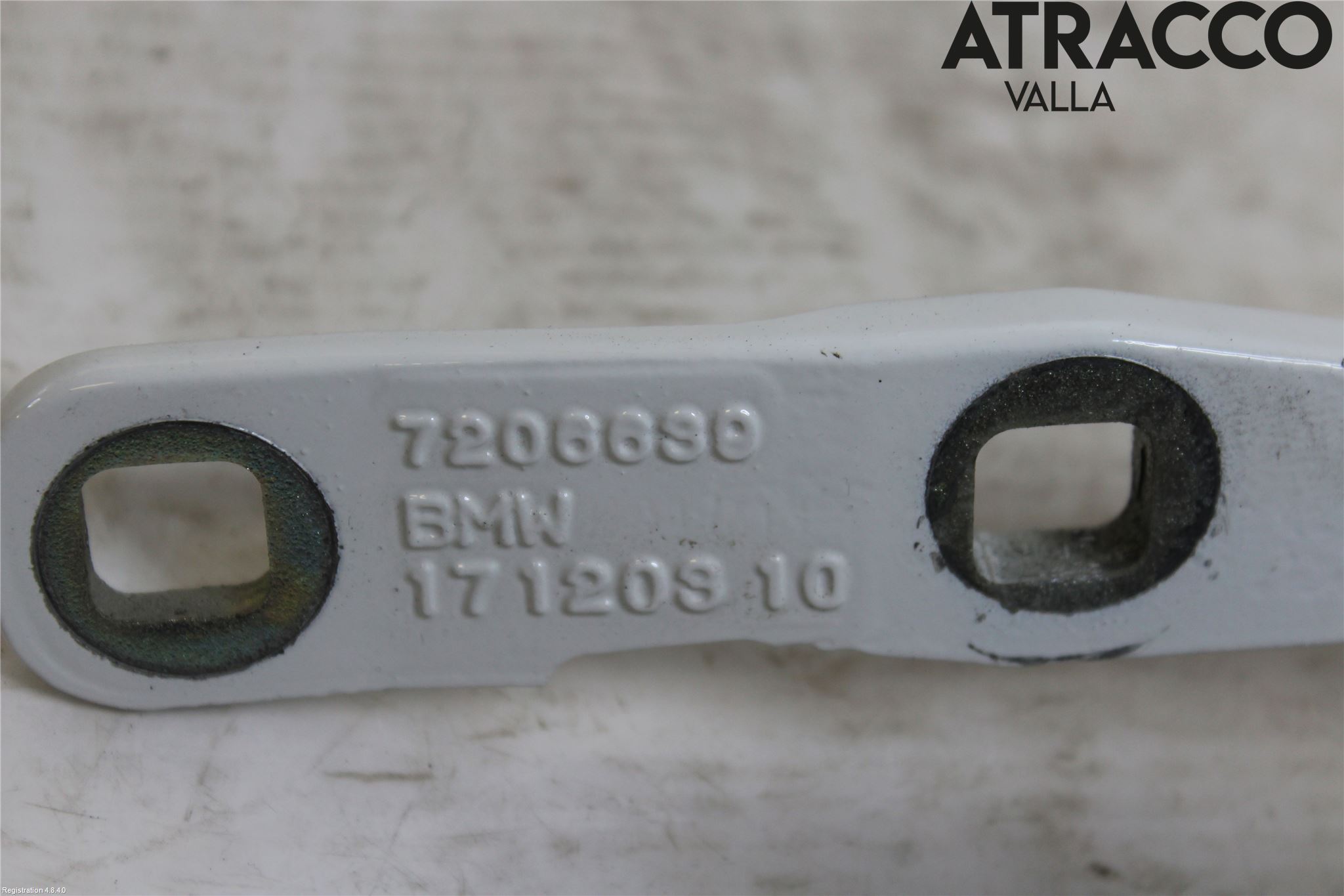 BMW 5 F10/F11/F18 09-17 Bakluke Hengsel Venstre