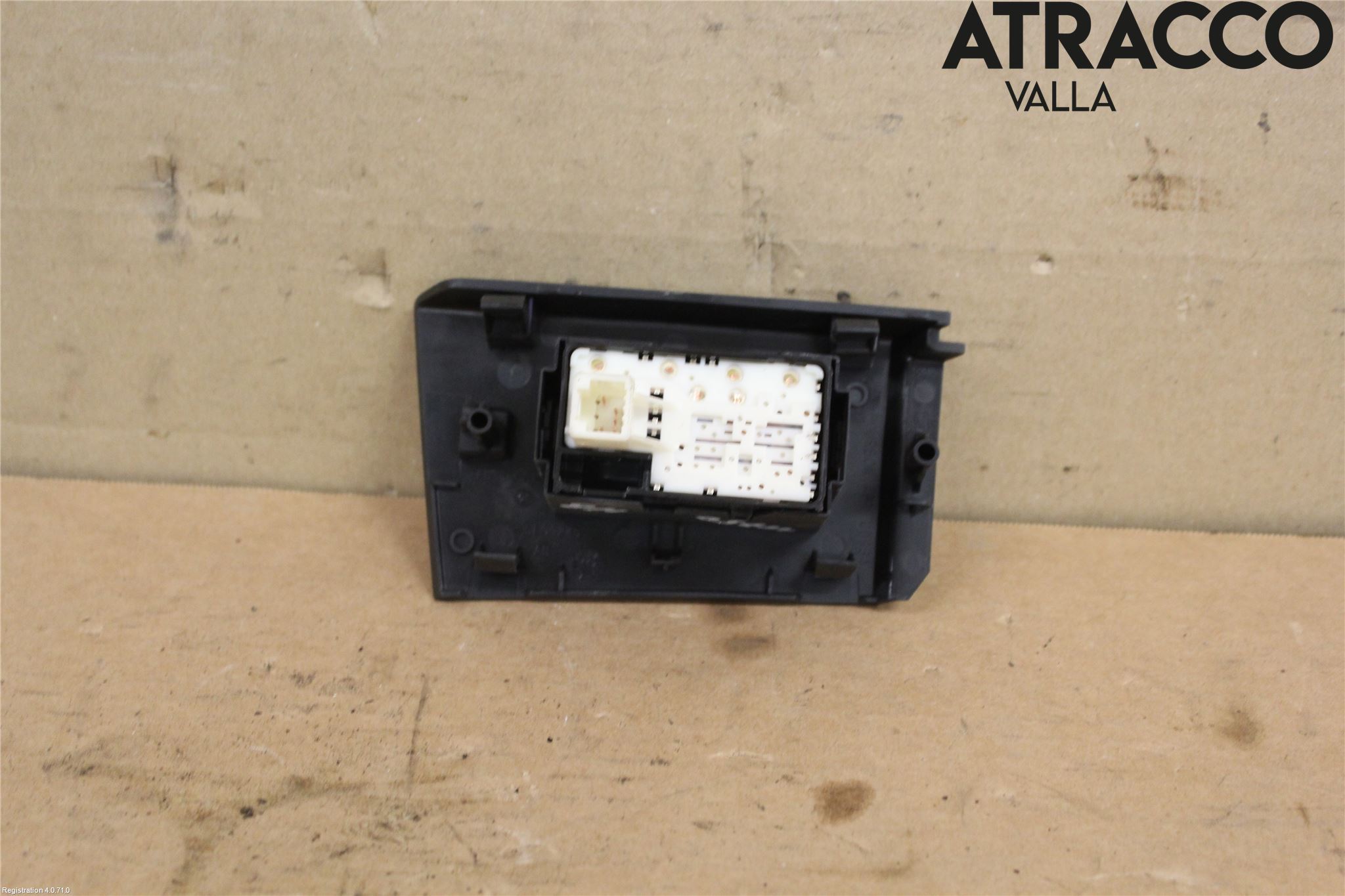 Toyota AURIS 13-19 Bryter Vindusheis