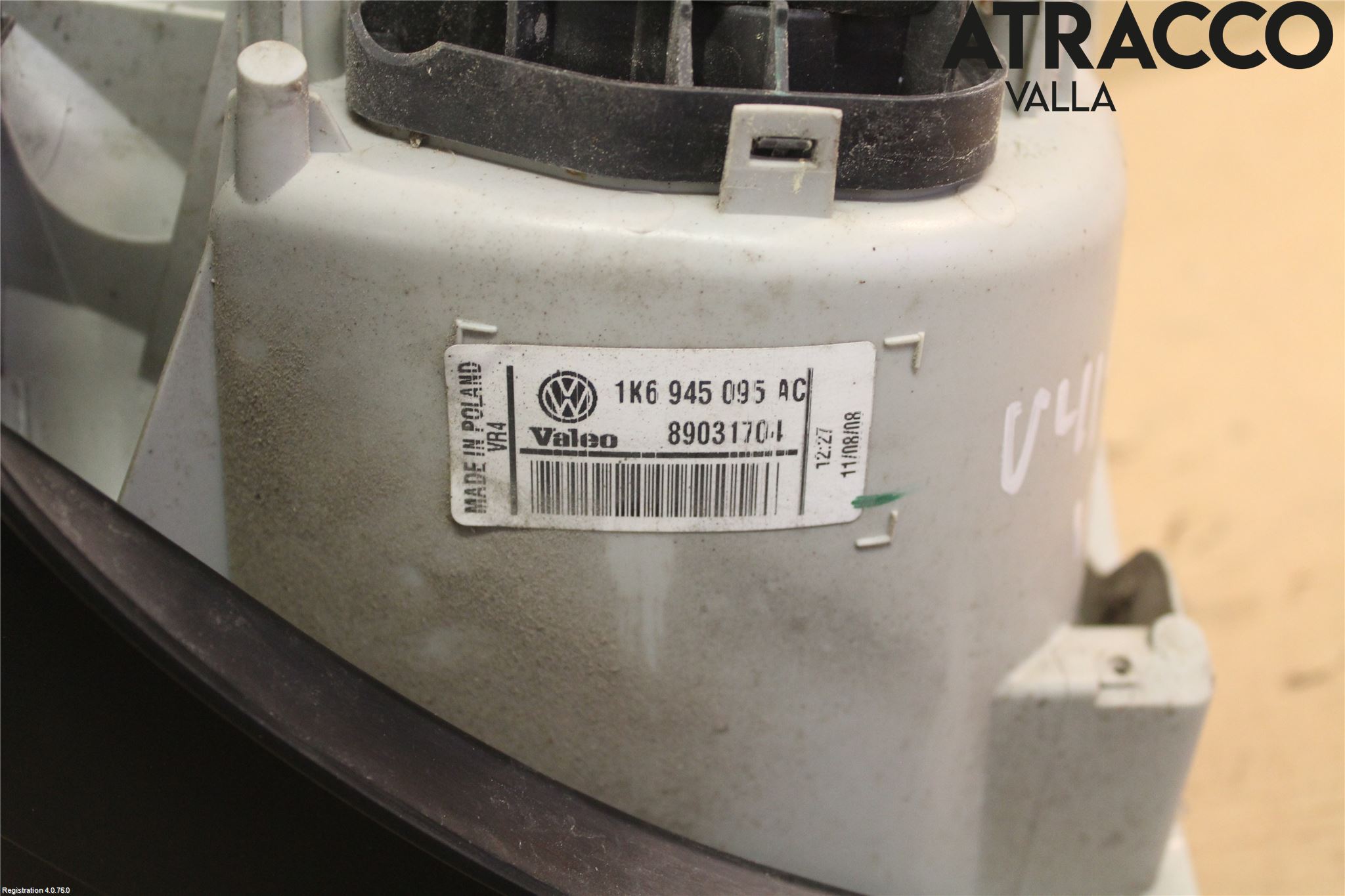 Volkswagen VW GOLF V 04-09 Baklykt Venstre