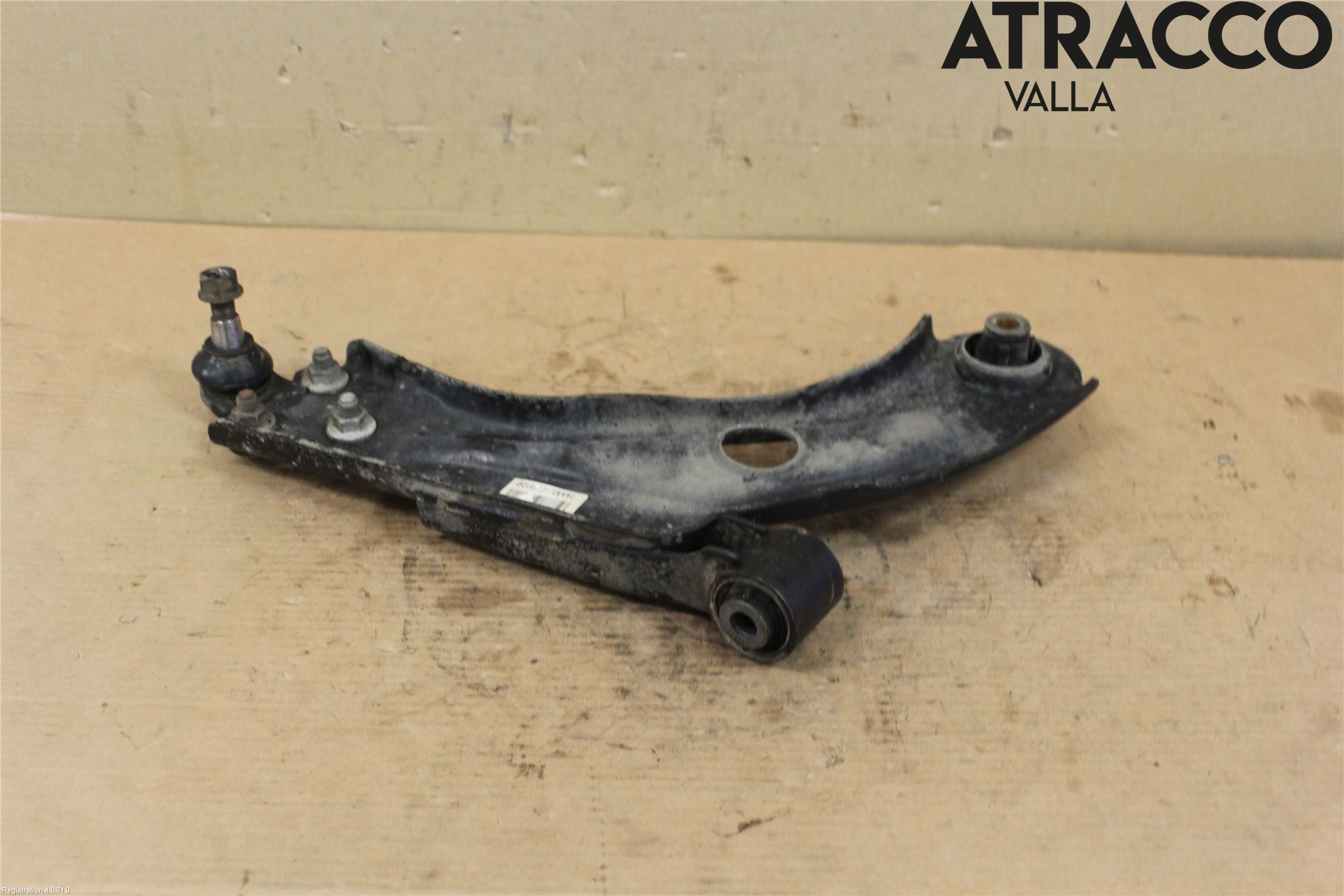 Peugeot 308 14-21 Bærearm Foran Høyre Nedre