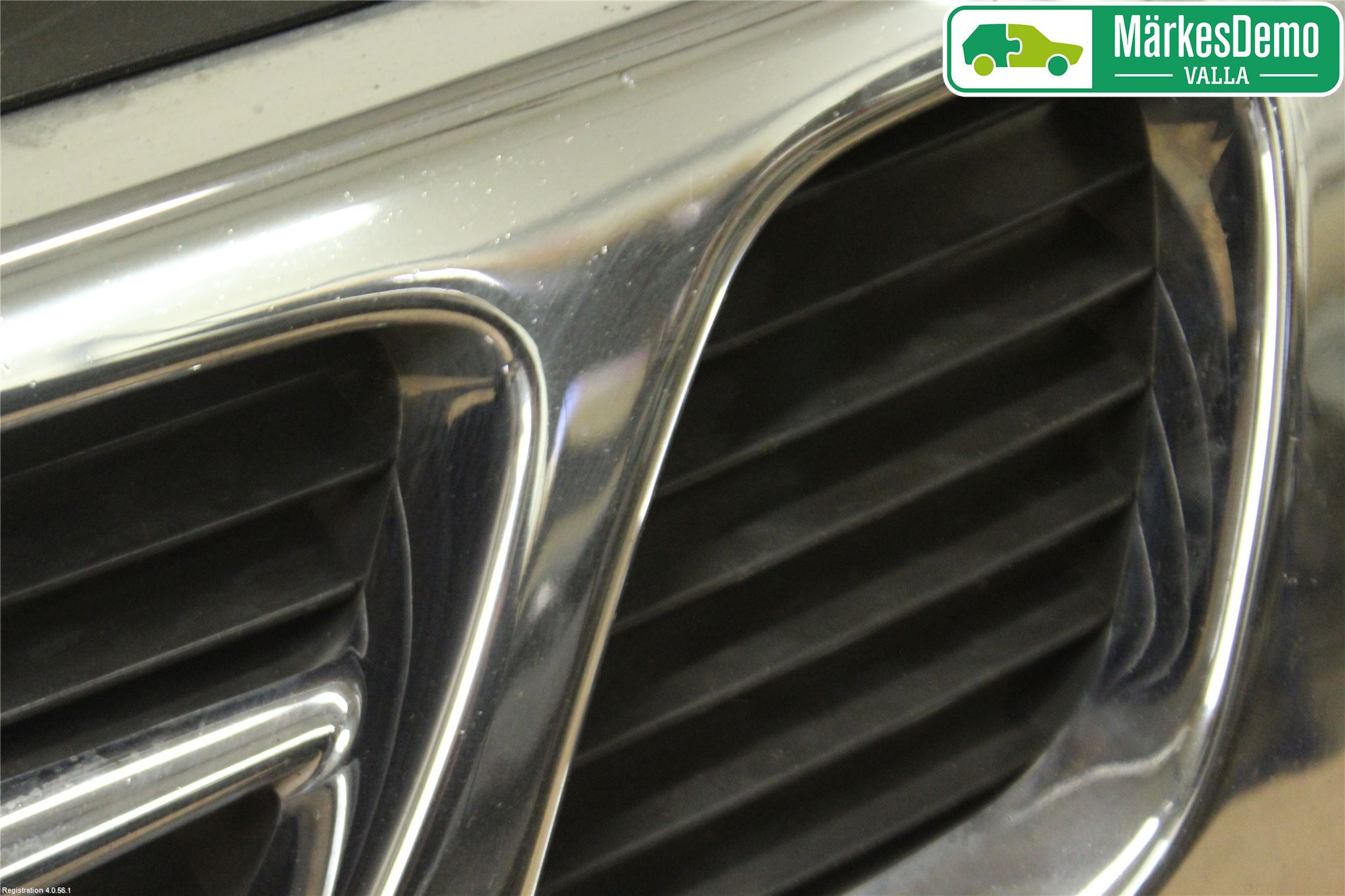 Saab 9-5 -05 Grill Komplett