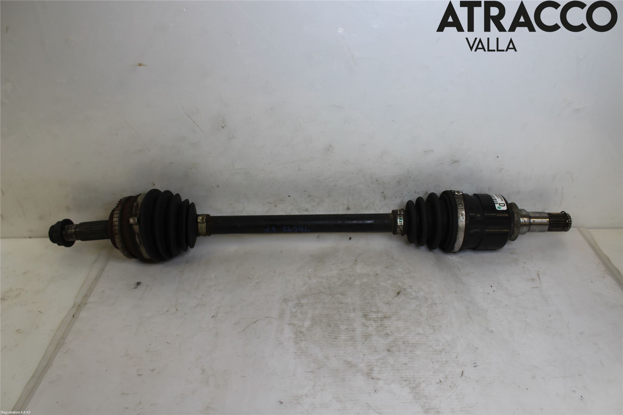 Toyota YARIS P1 03-05 Drivaksel Foran Kompl Venstre