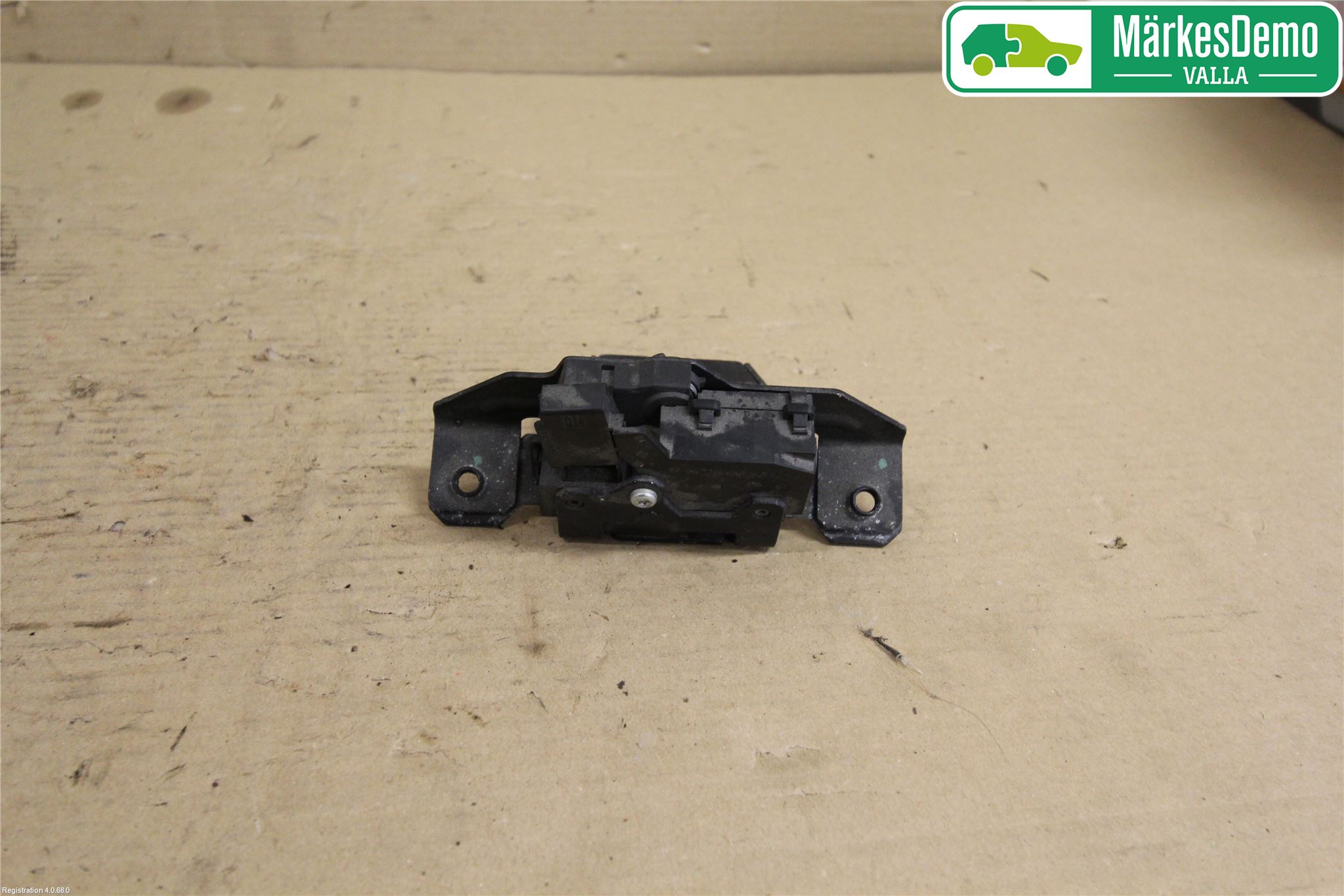 Opel ASTRA J 10-15 Bakluke-Lokk Låsekasse