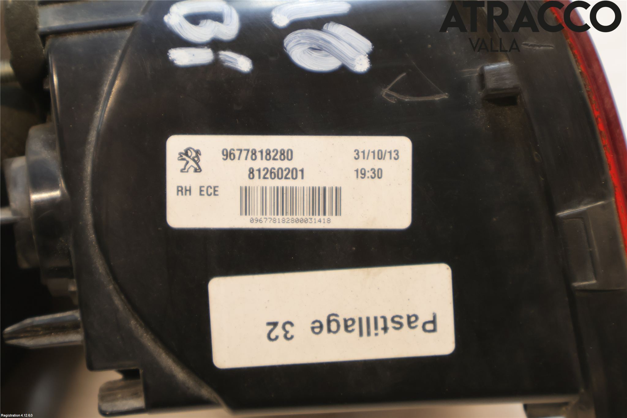 Peugeot 308 14-21 Baklykt Høyre  På Luke(Indre)