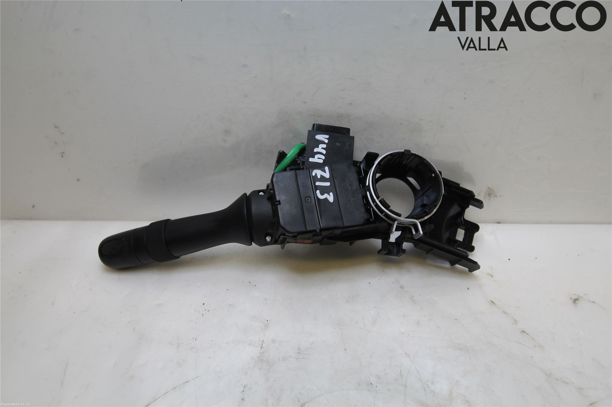 Toyota AVENSIS 16-18 Bryter Ratt Blinklys - Lys