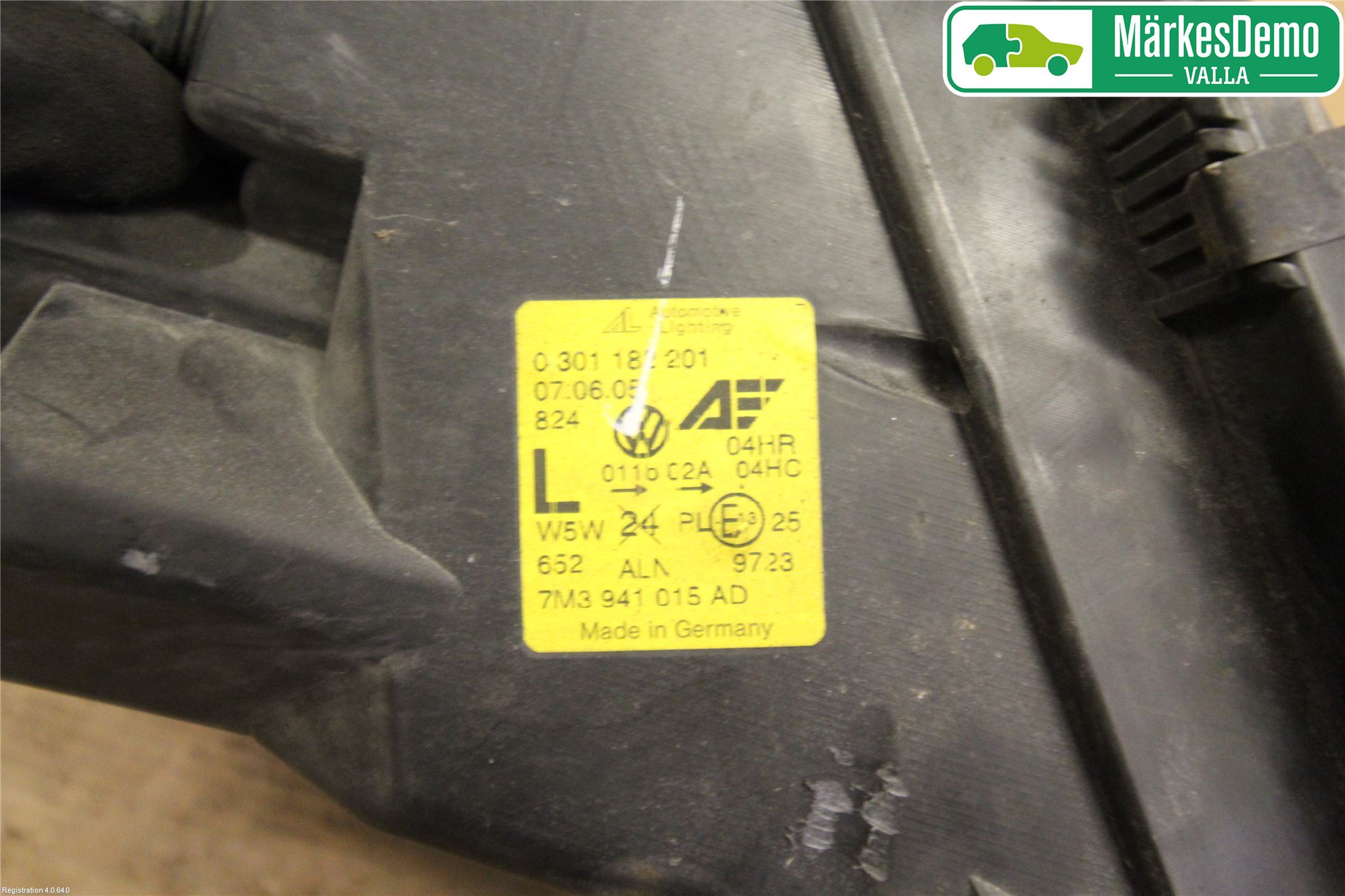 Volkswagen VW SHARAN      01-10 Frontlykt Venstre