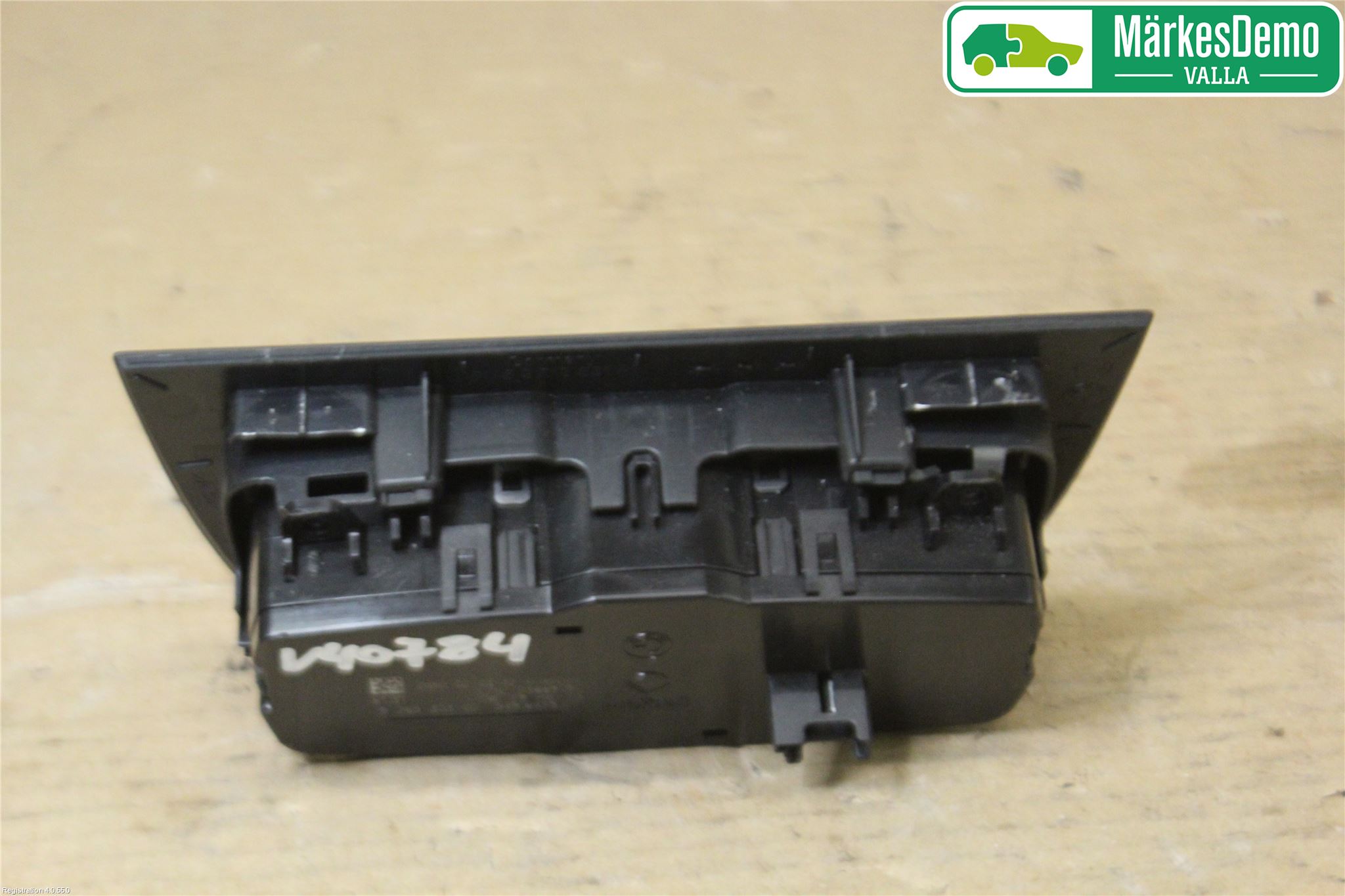 BMW 3 F30/F31/F80 12-19 Bryter Hovedlys