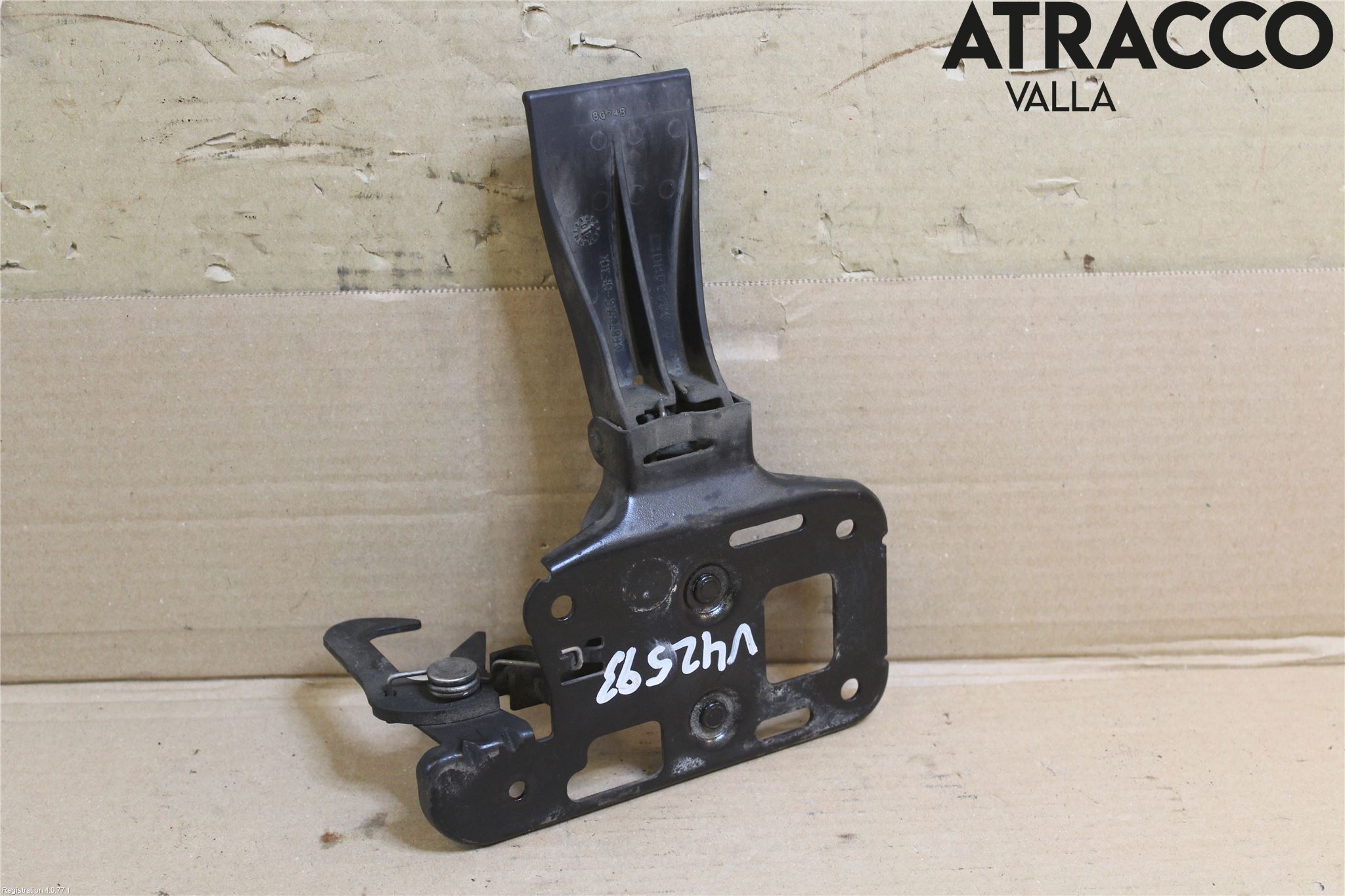 Audi A4/S4 08-11 Panser Stormkrok