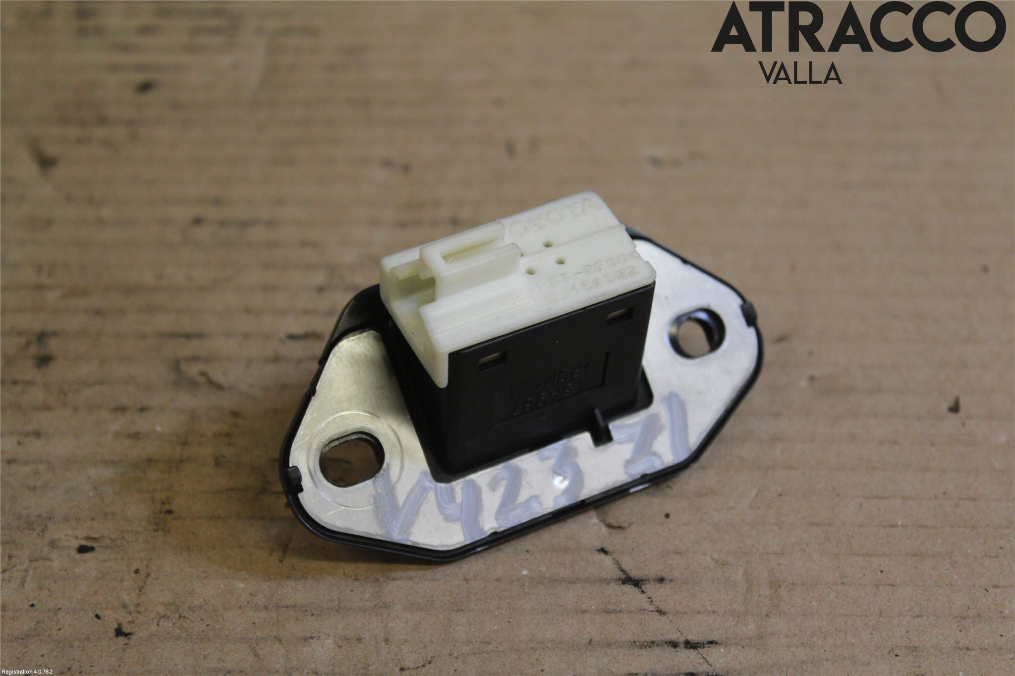 Lexus IS 220d/250/350 06-13 Bakluke Handtak Ytre