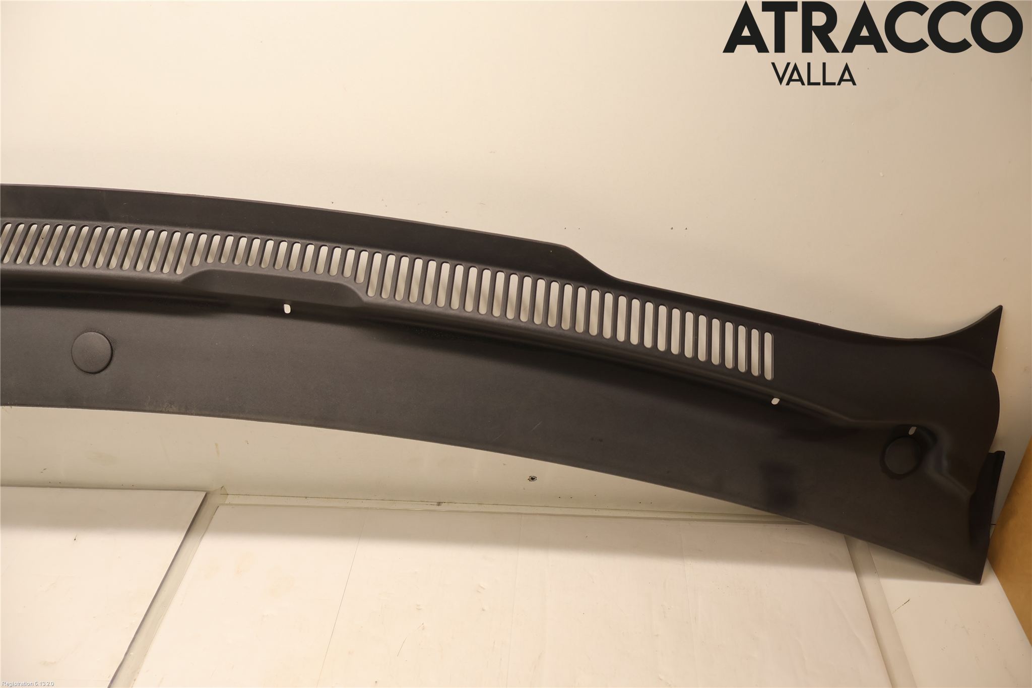Volkswagen VW TRANSP/CARAVELLE (T6) 16-22 Visker Deksel-Grill-Under Frr