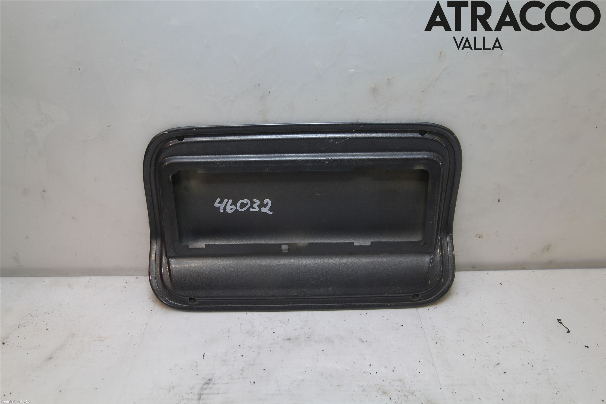 BMW 5 F10/F11/F18 09-17 Drivstoff Tankluke