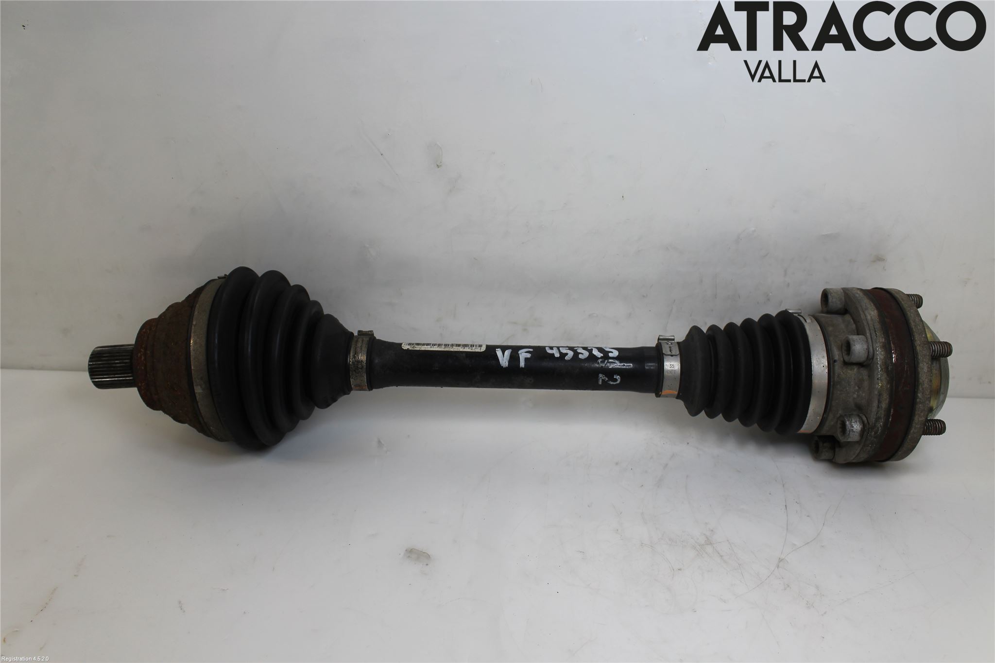 Volkswagen VW GOLF VI 09-13 Drivaksel Foran Kompl Venstre