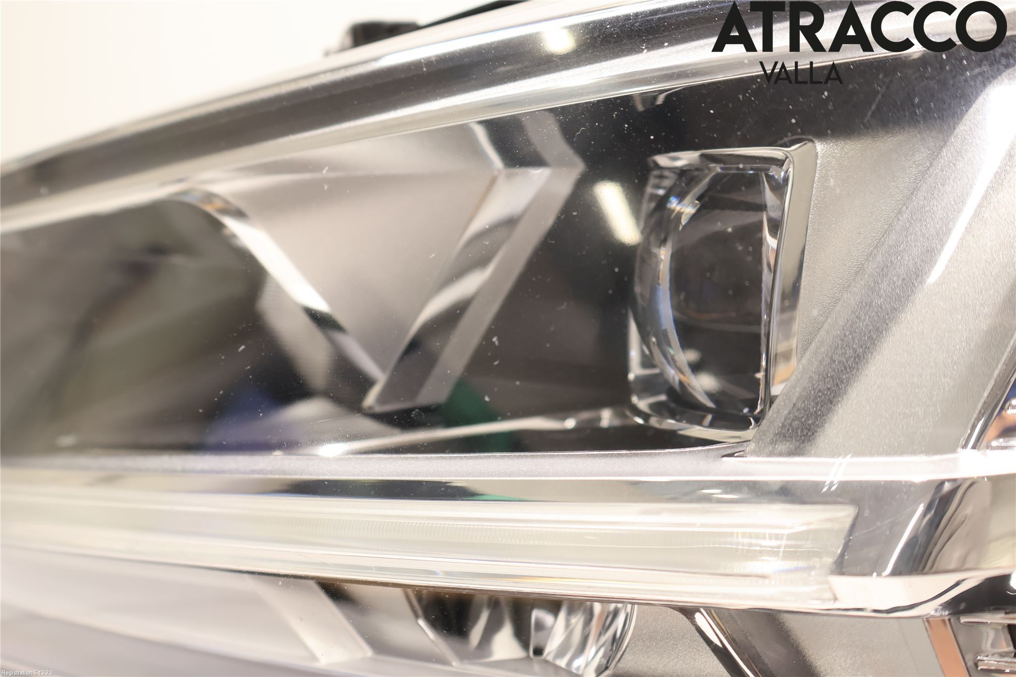 Audi Q2/SQ2 17- Frontlykt Venstre