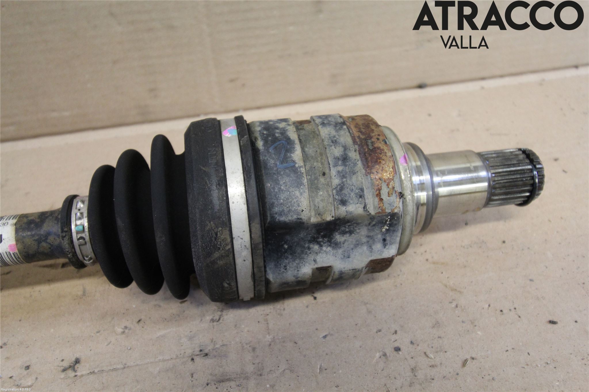 Toyota AURIS 07-09 Drivaksel Foran Kompl Venstre