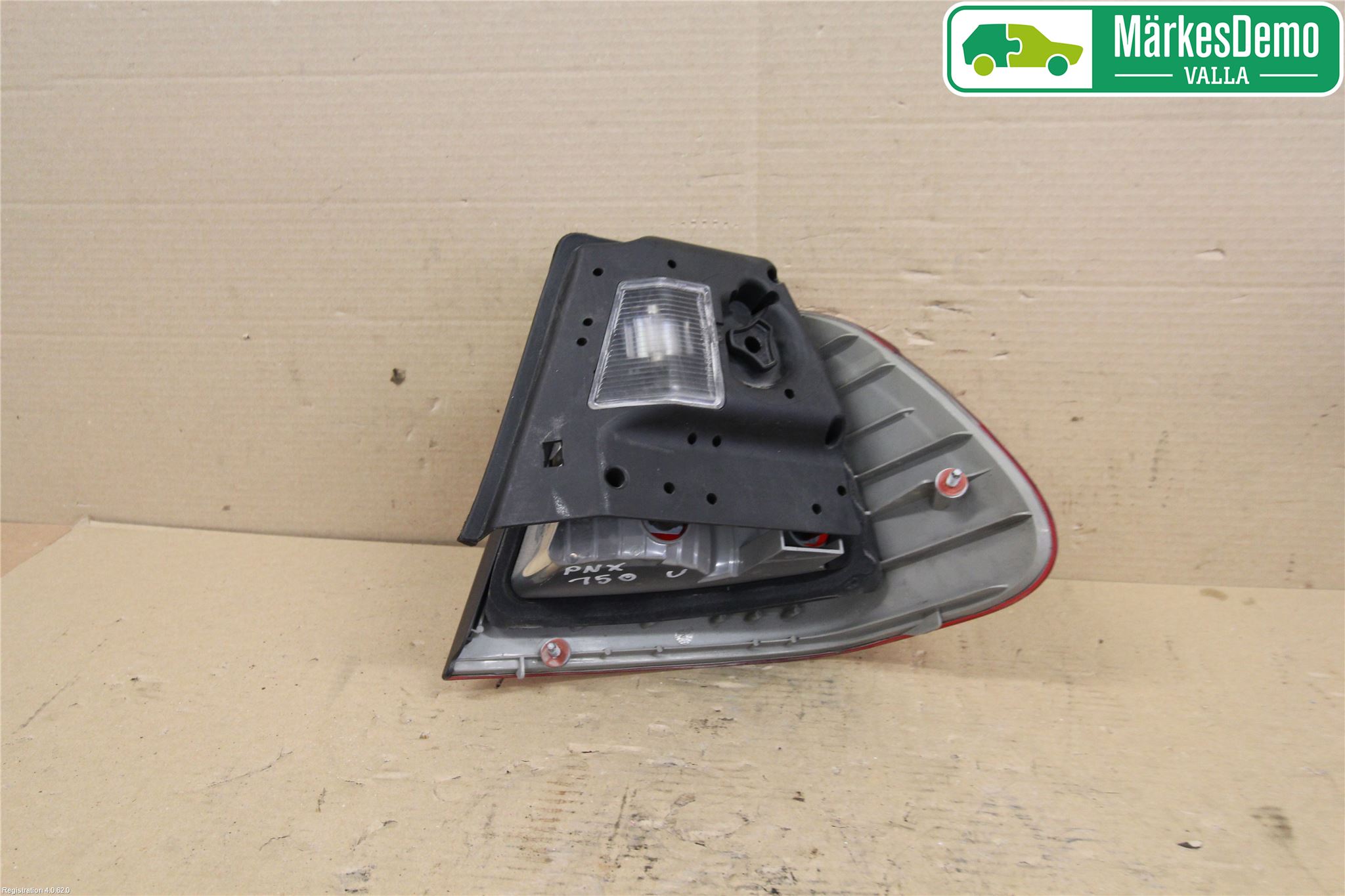 BMW 3 E46      98-05 Baklykt Venstre