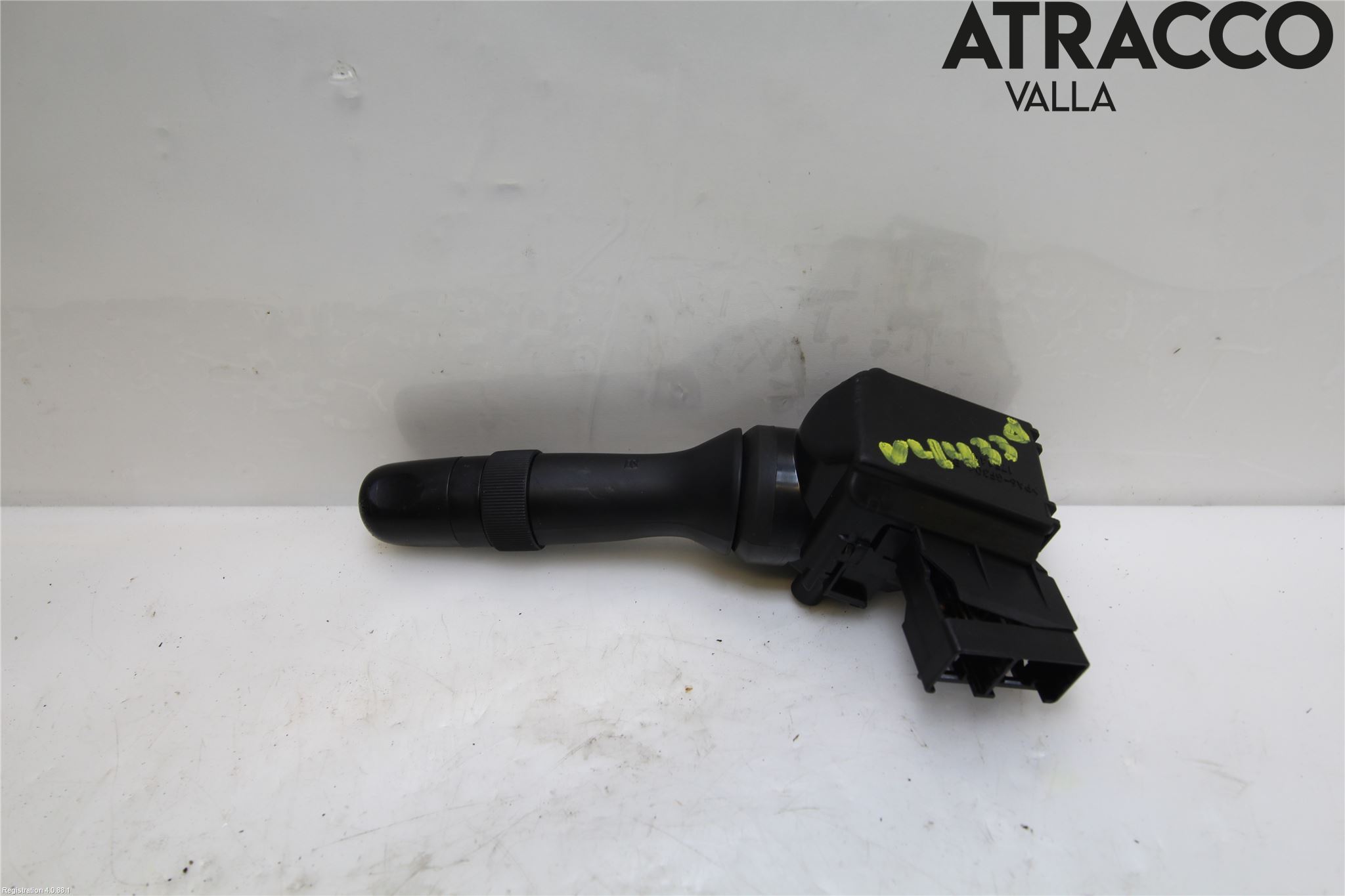 Toyota AURIS 10-12 Bryter Ratt Visker - Spyler