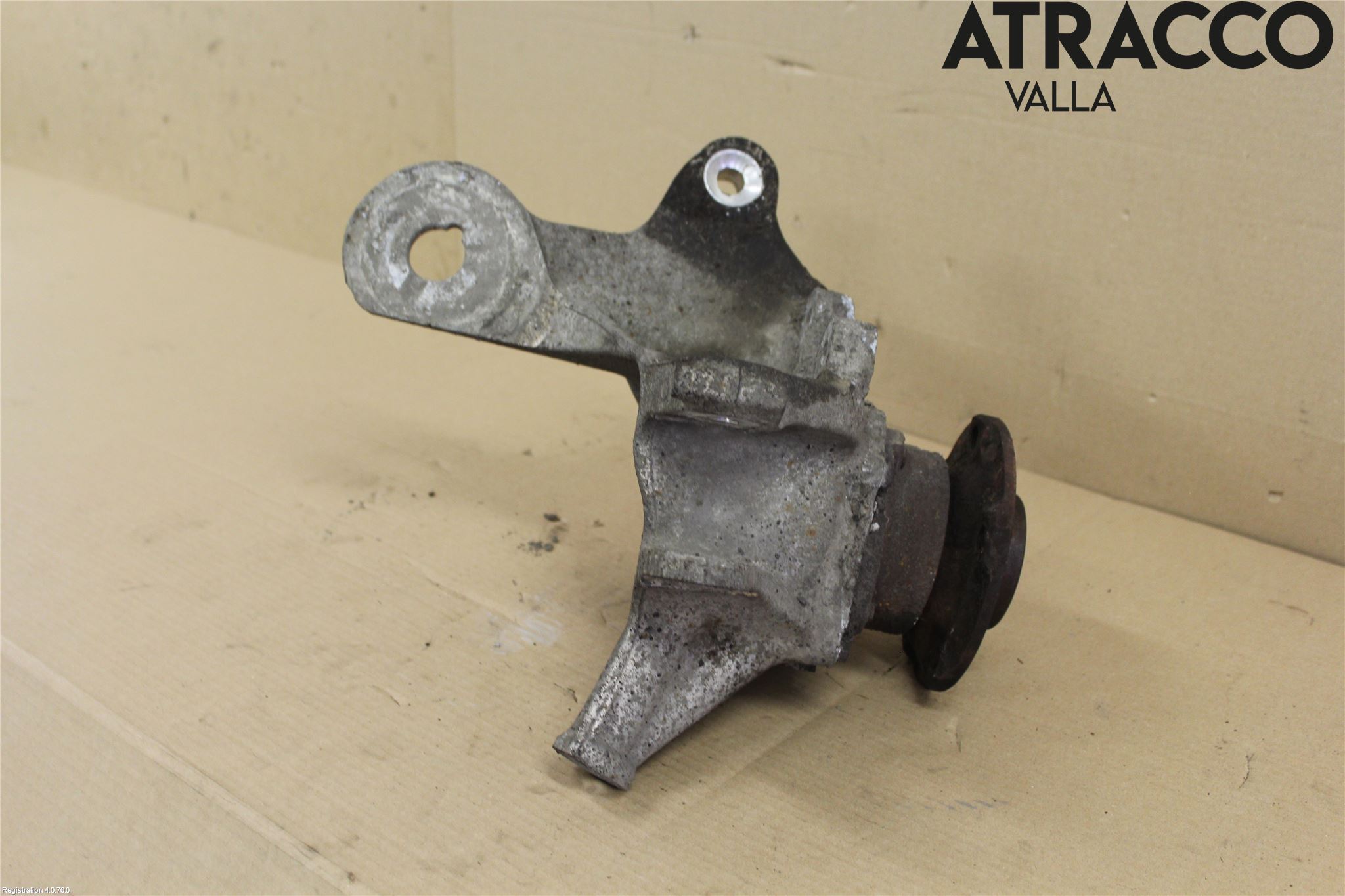 BMW 5 F10/F11/F18 09-17 Spindel Vb