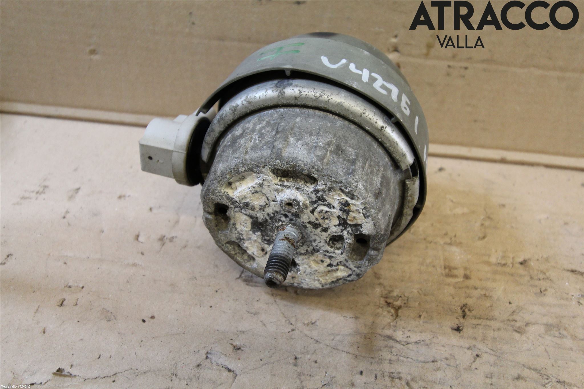 Audi A6/S6     05-11 Motor Feste Gummi