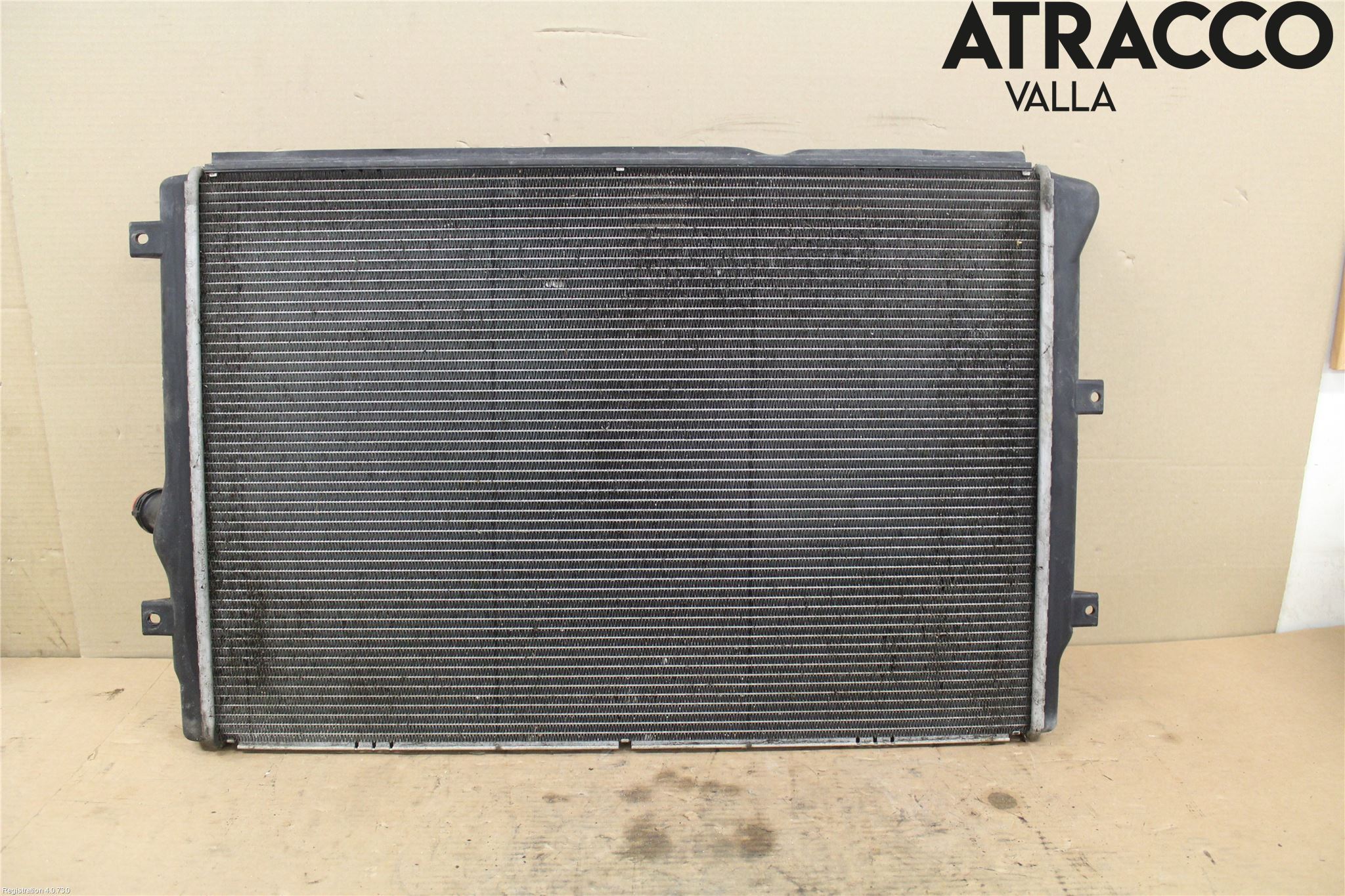 Volkswagen VW CADDY 11-15 Radiator Automat