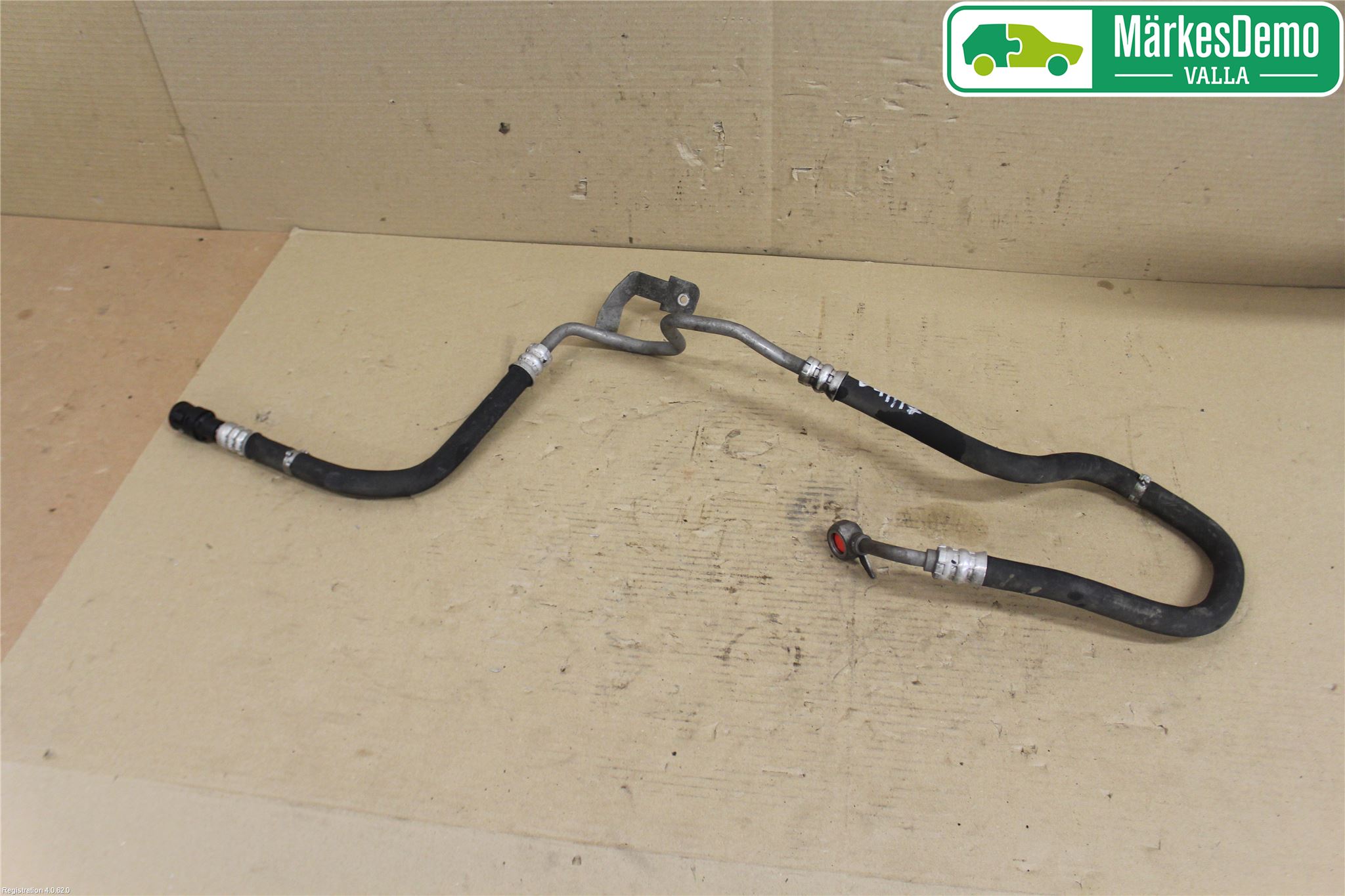 BMW 5 E60/61 Sed/Tou 02-10 Servo Slange