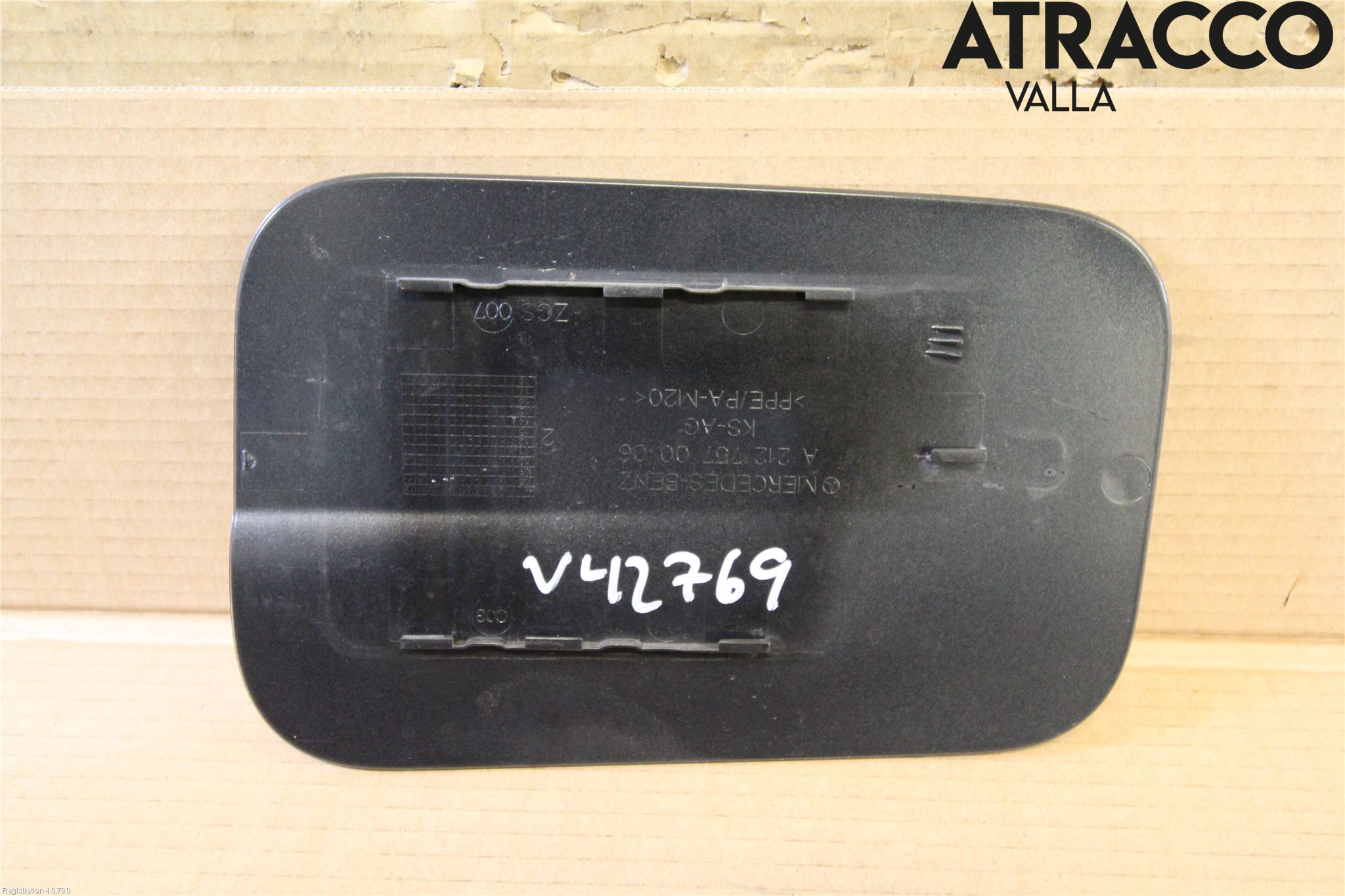 Mercedes-Benz MB E-KLASS (W212) 09-16 Drivstoff Tankluke