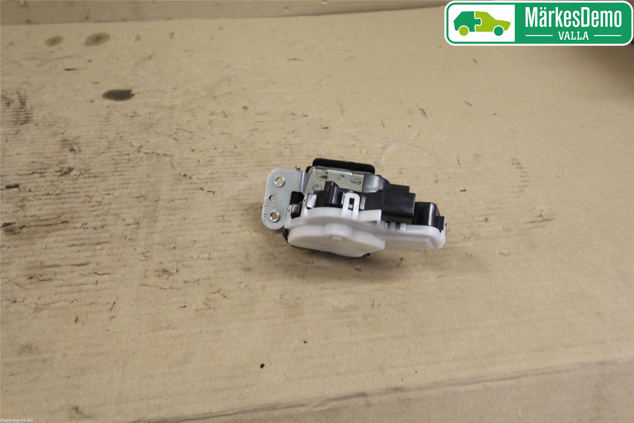 Mazda 3 II 09-13 Bakluke-Lokk Låsekasse