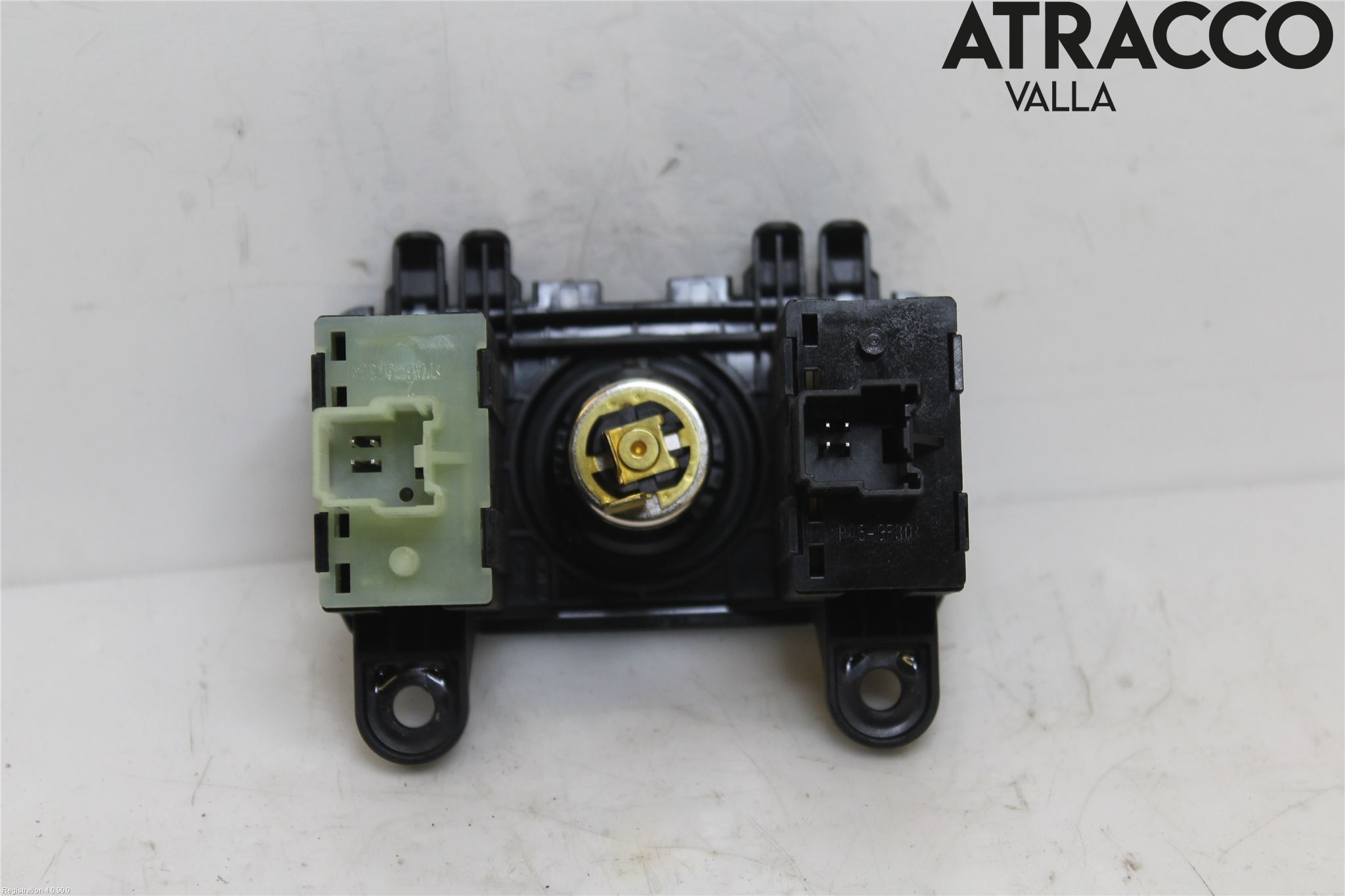 Ford KUGA 13-16 Bryter Varmesete