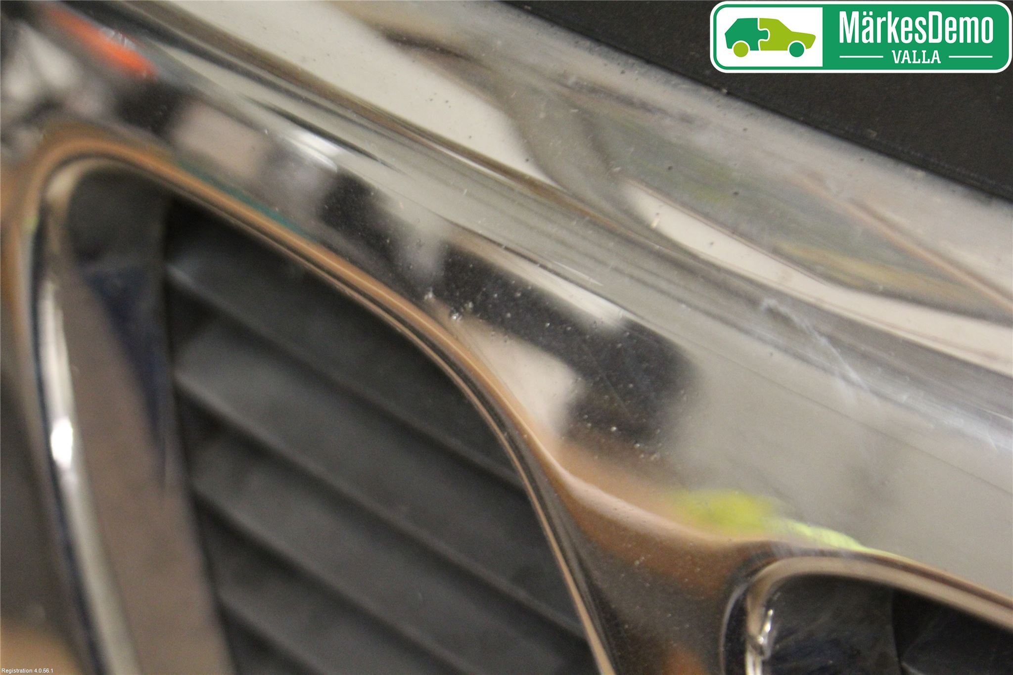 Saab 9-5 -05 Grill Komplett