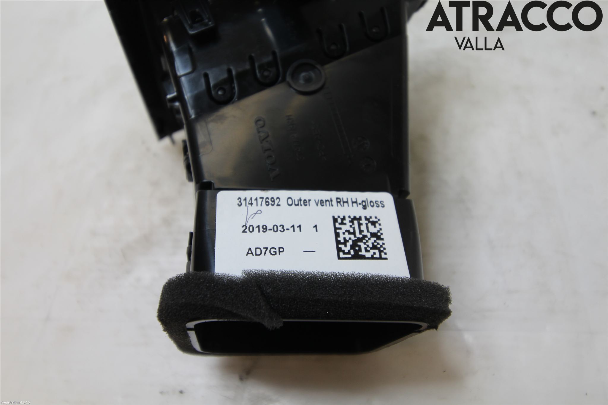 Volvo XC60 18- Dashbord Kanal - Dyse