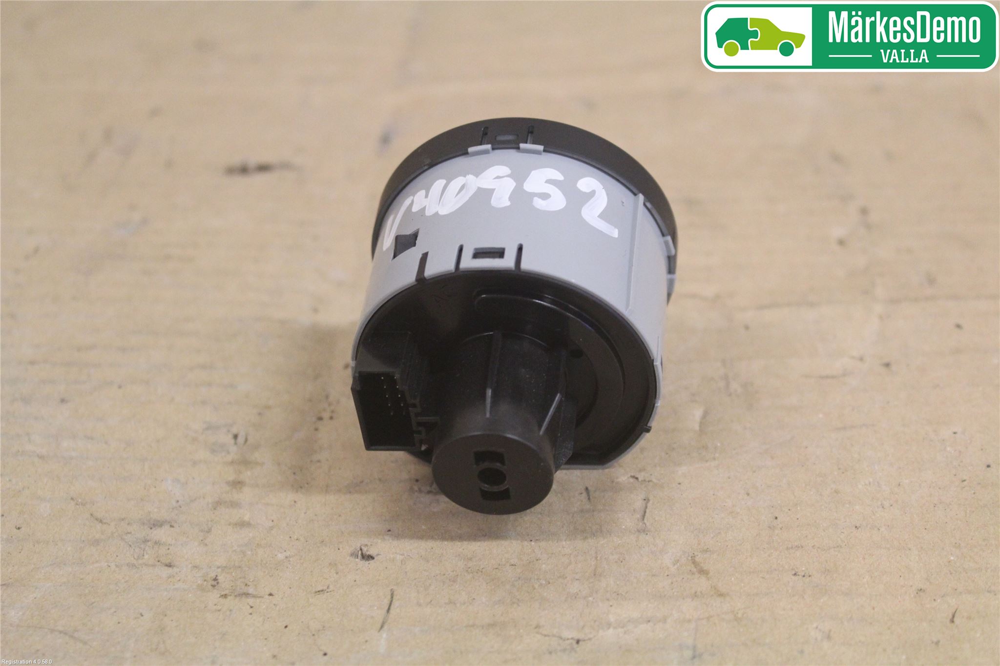 Skoda FABIA 15-21 Bryter Hovedlys