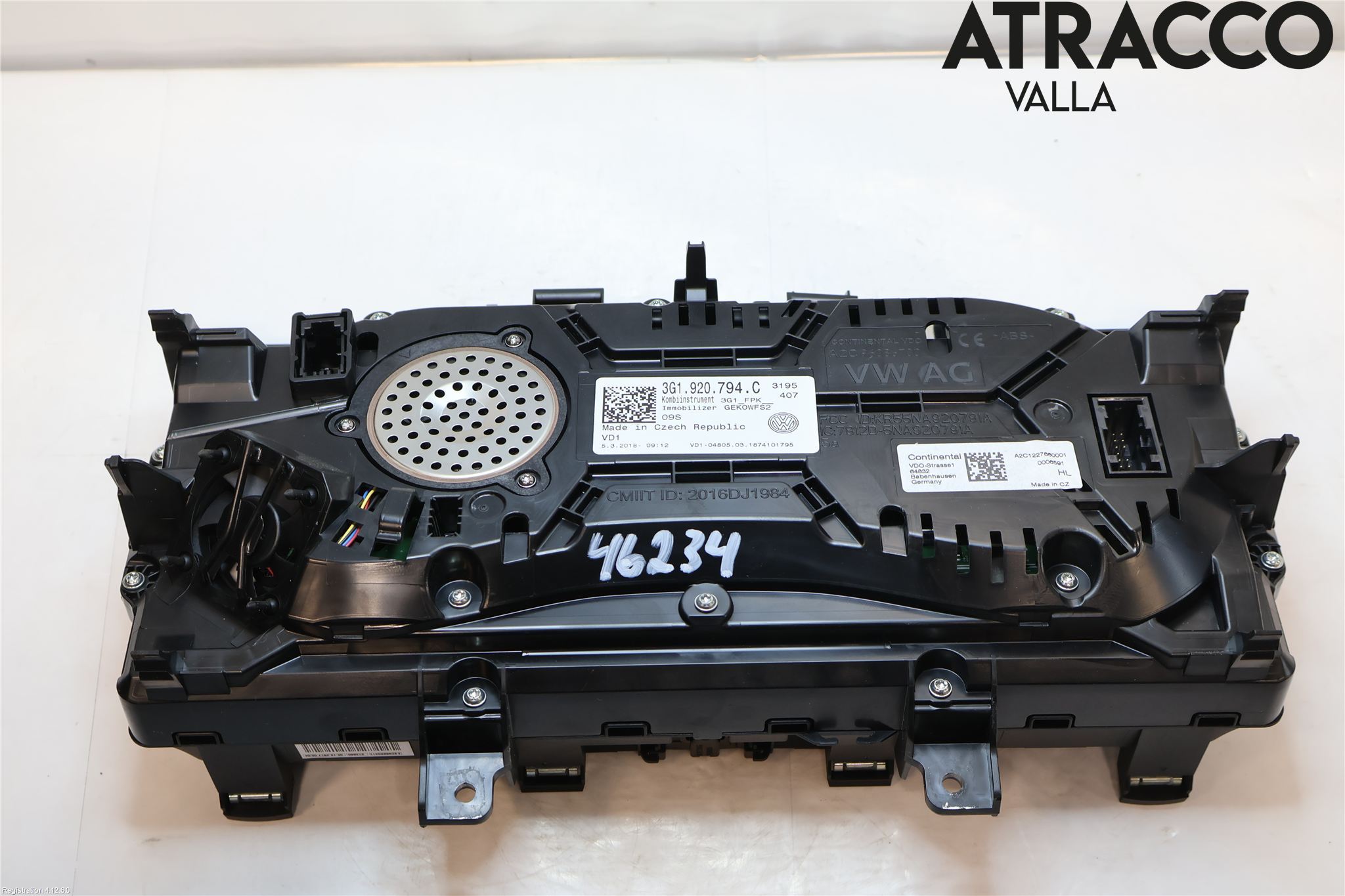 Volkswagen VW PASSAT 15-19 Instr Kombinert