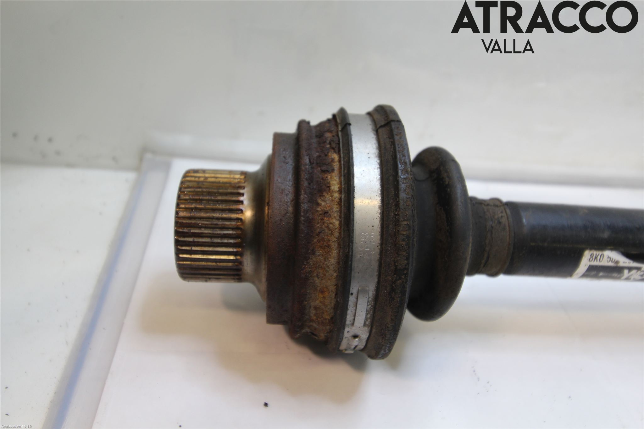 Audi A4/S4 08-11 Drivaksel Foran Kompl Høyre