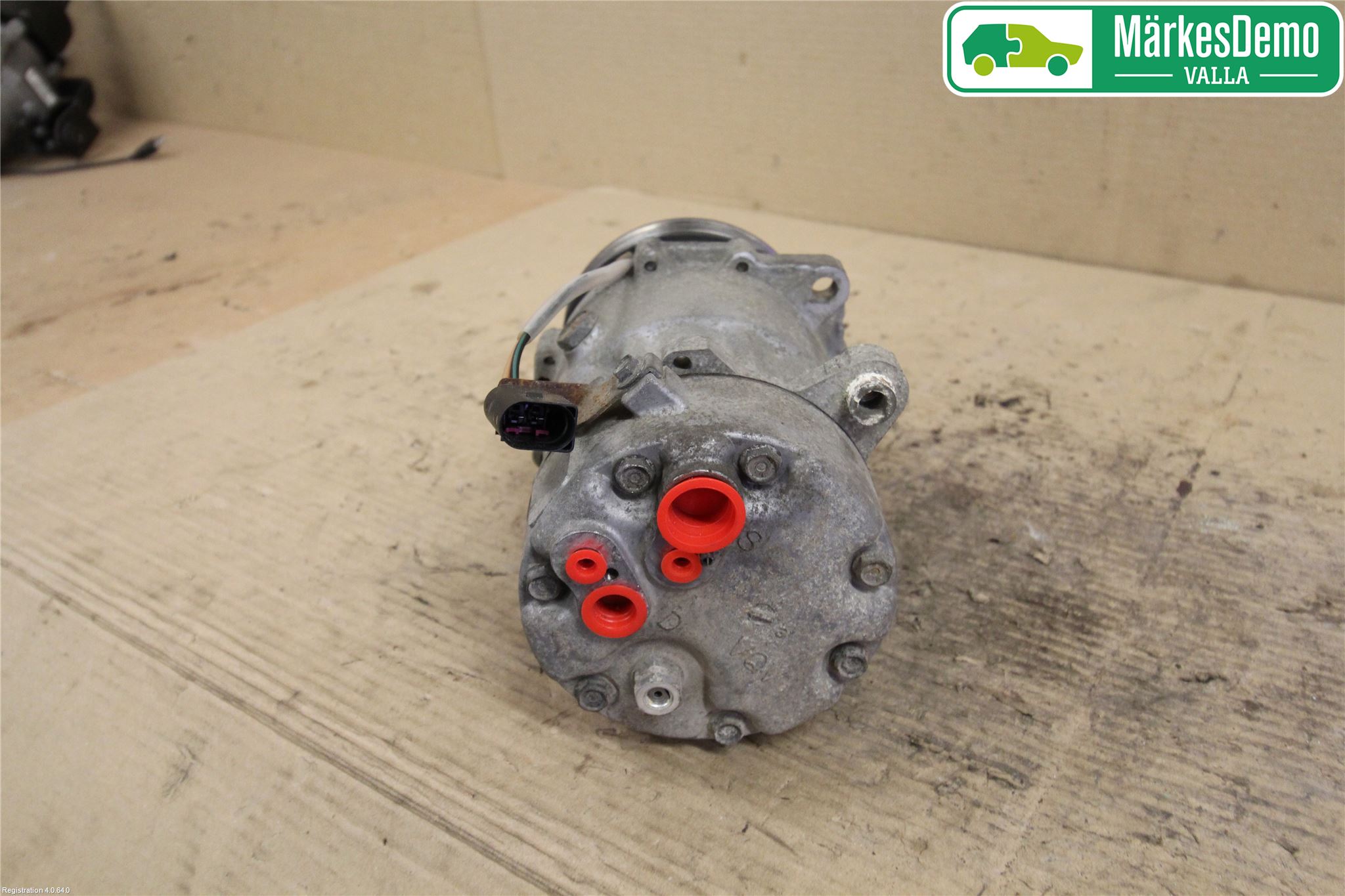 Volkswagen VW CADDY      04-10 Varme Ac Kompressor