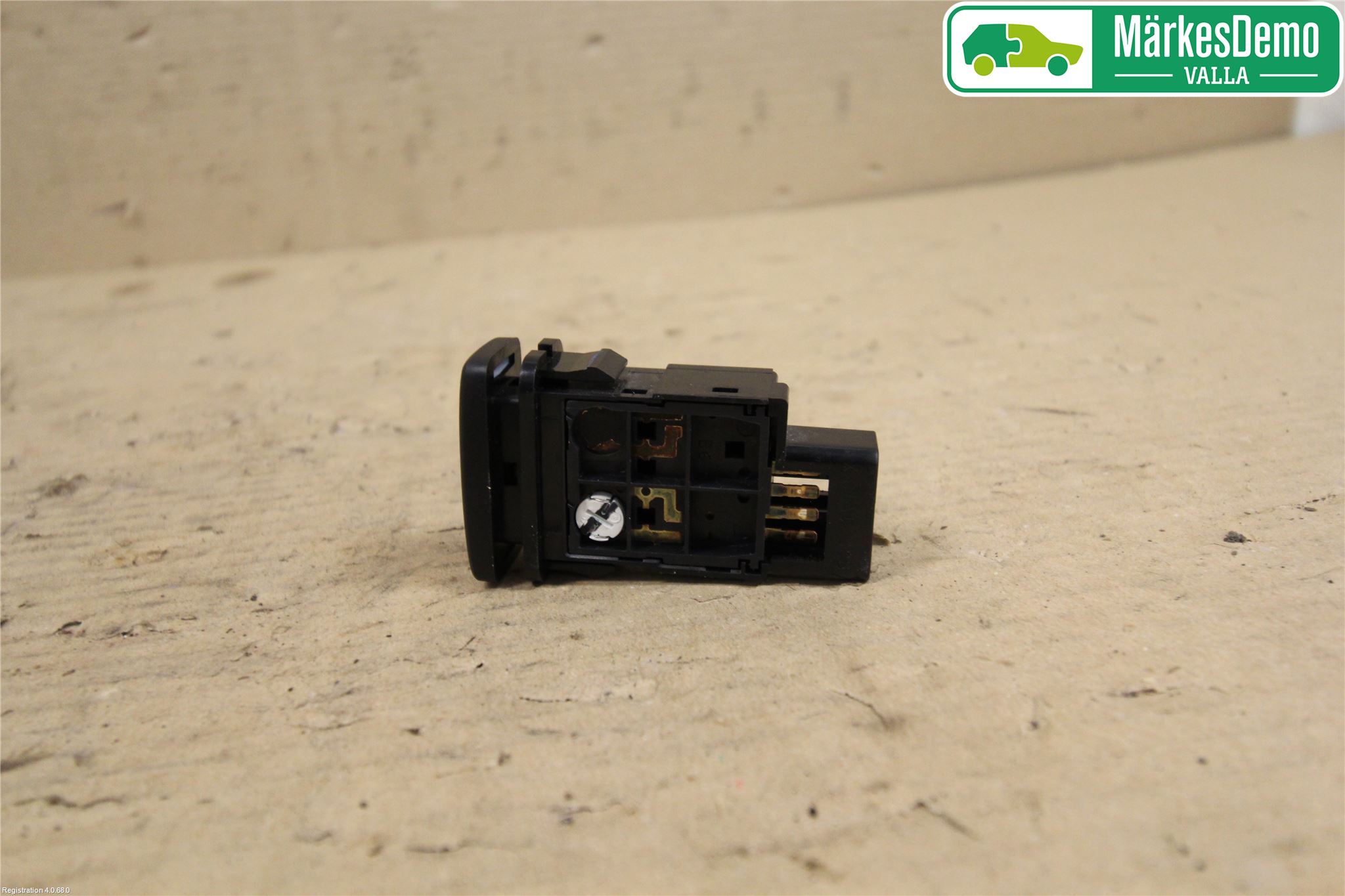 Lexus IS 220d/250/350 06-13 Bryter Lyktevisker