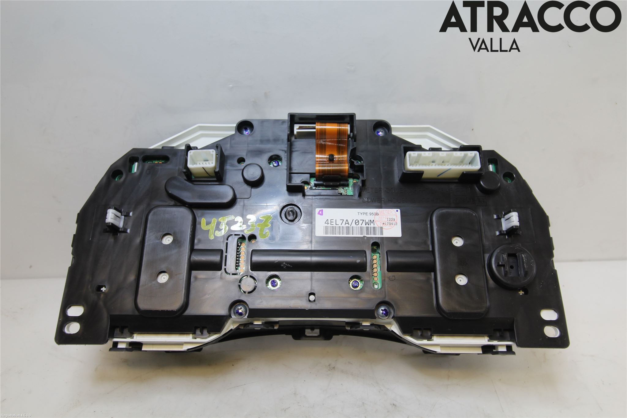 Nissan QASHQAI 14-17 Instr Kombinert