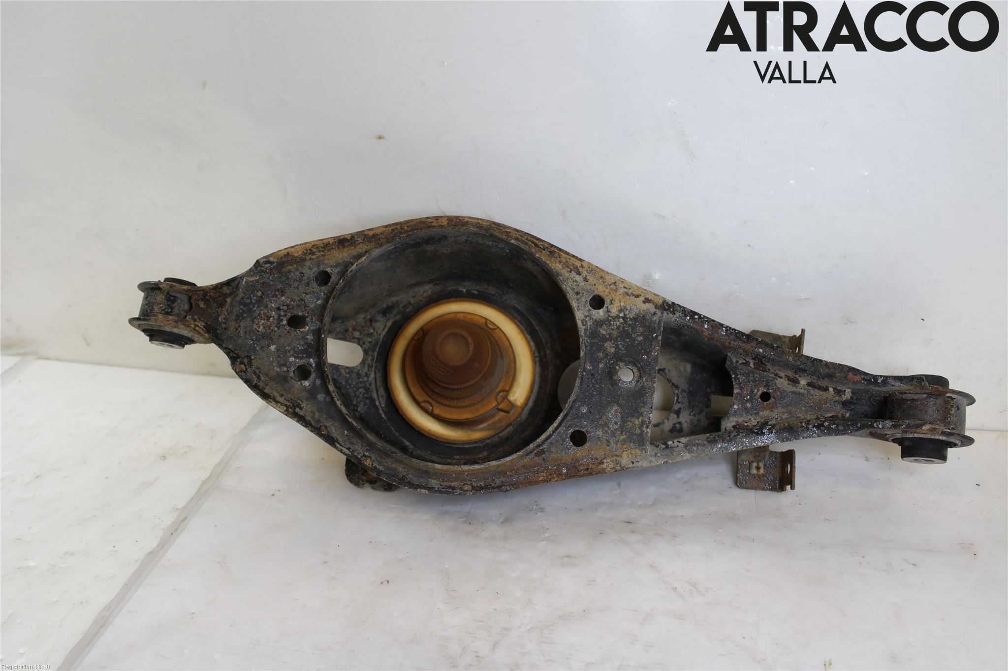 Ford FOCUS 15-18 Bærearm Bak Venstre