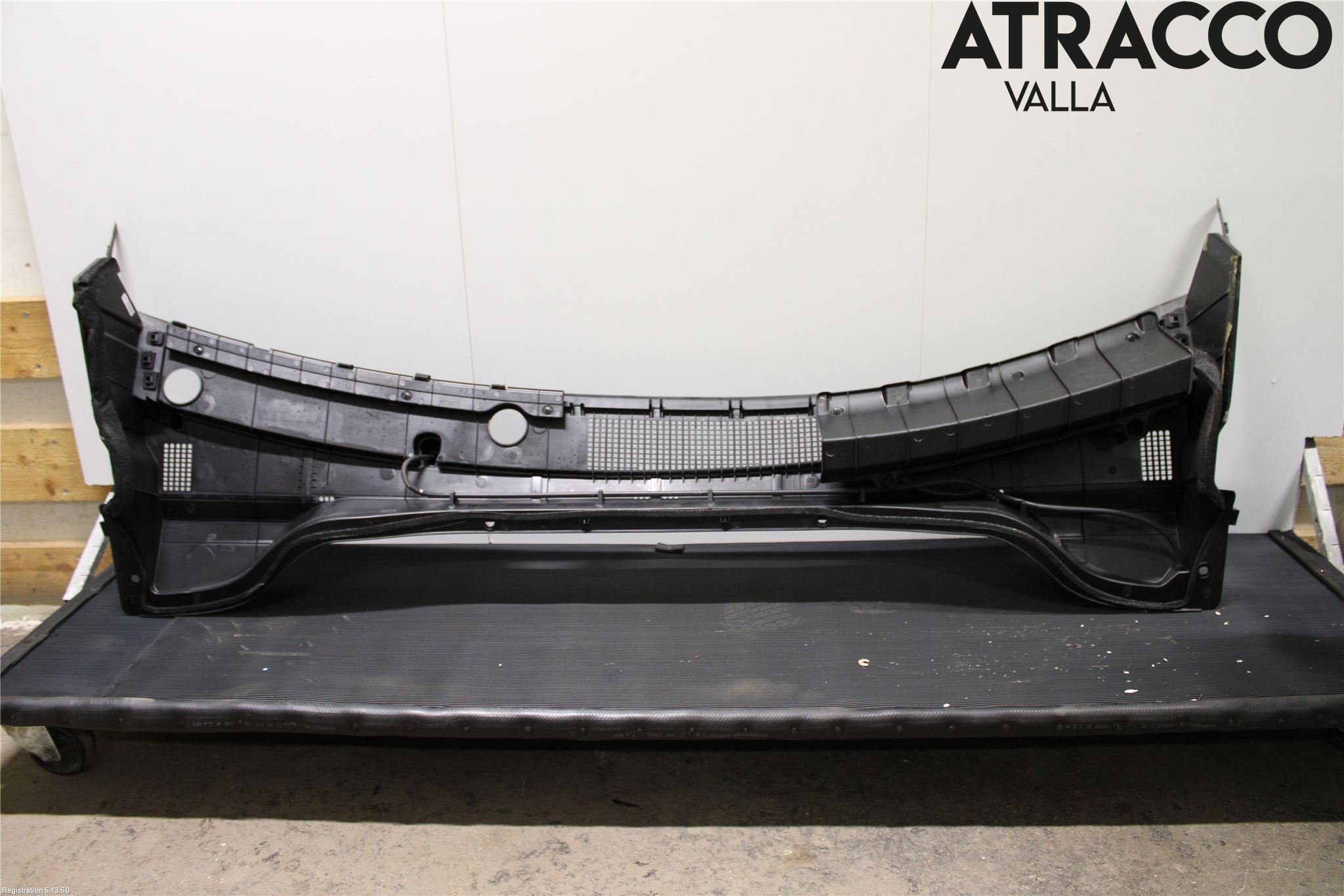 Kia NIRO (DE) 17-22 Visker Deksel-Grill-Under Frr