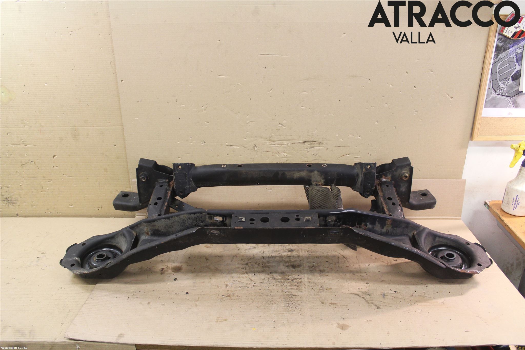 Ford FOCUS 15-18 Bakaksel Feste Travers-Ramme