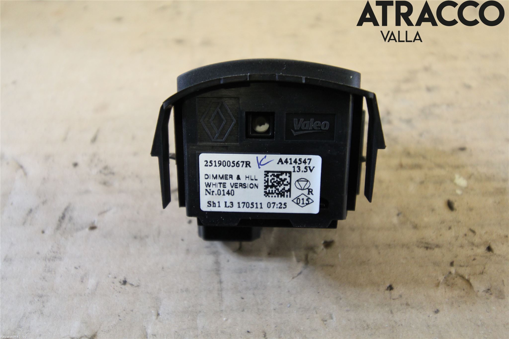 Opel VIVARO 15-19 Frontlykt Lysspredderreg