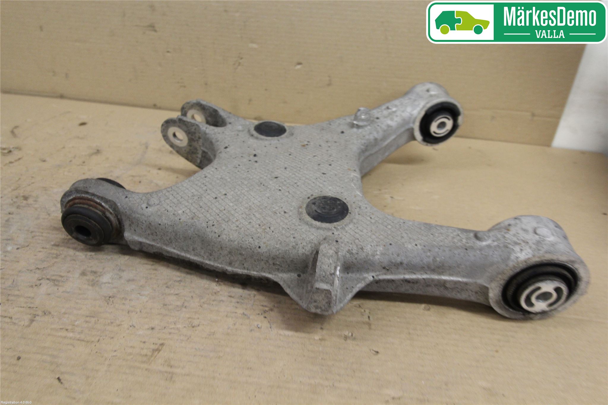 BMW 5 F10/F11/F18 09-17 Bærearm Bak Venstre