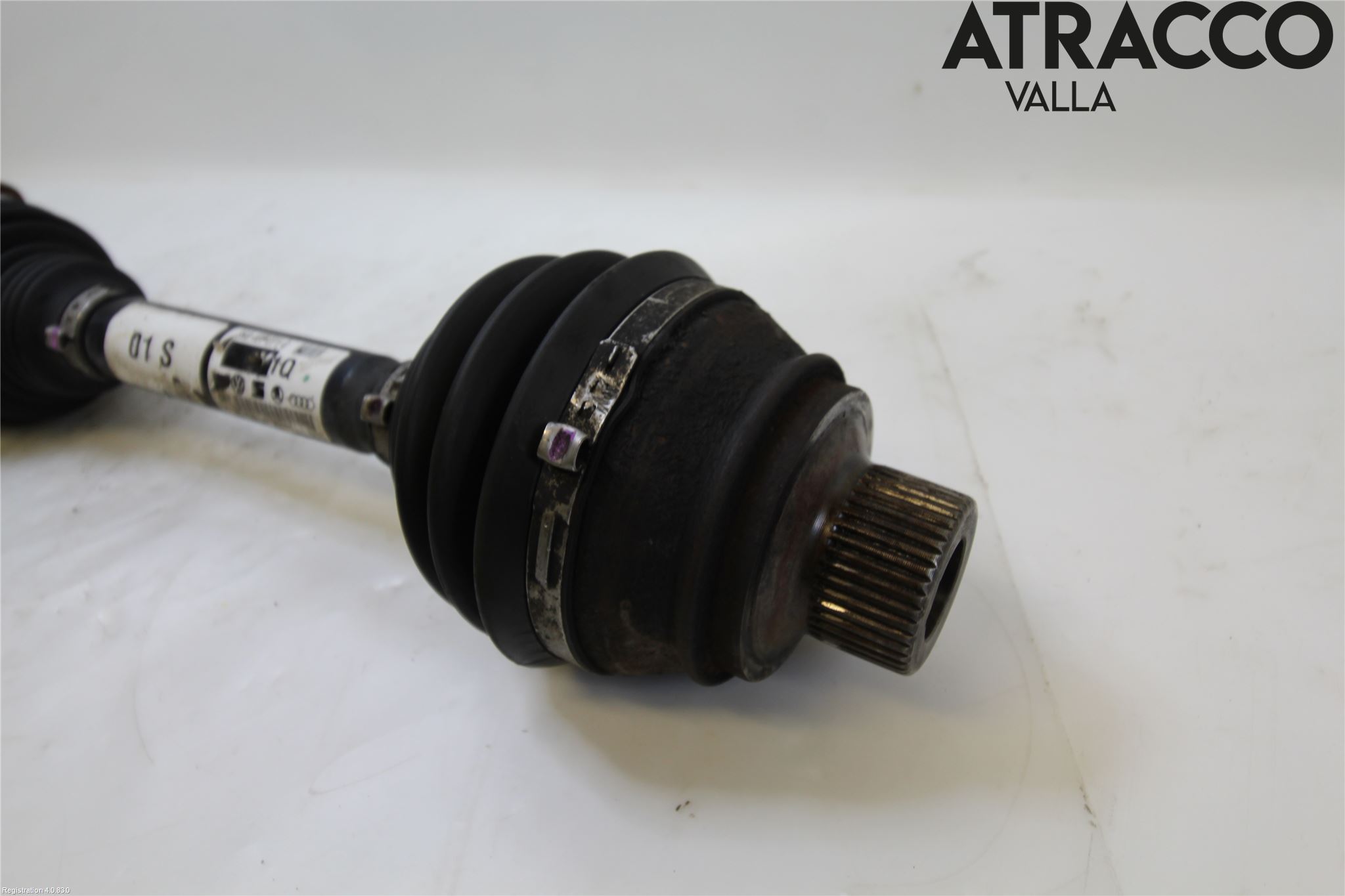 Audi A4/S4 08-11 Drivaksel Foran Kompl Venstre