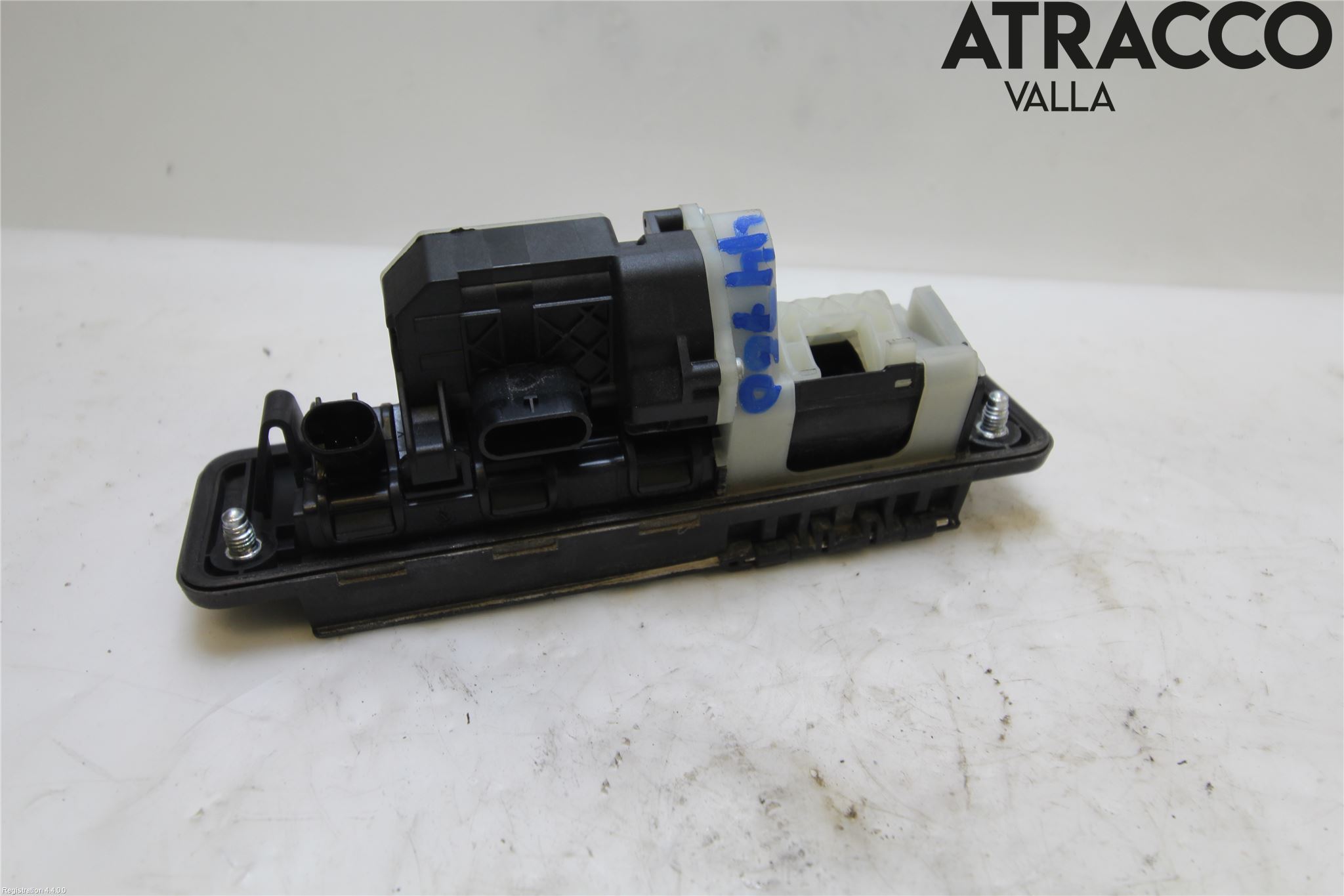 Mercedes-Benz MB E-KLASS (W213) 16-23 Bakluke Handtak Ytre