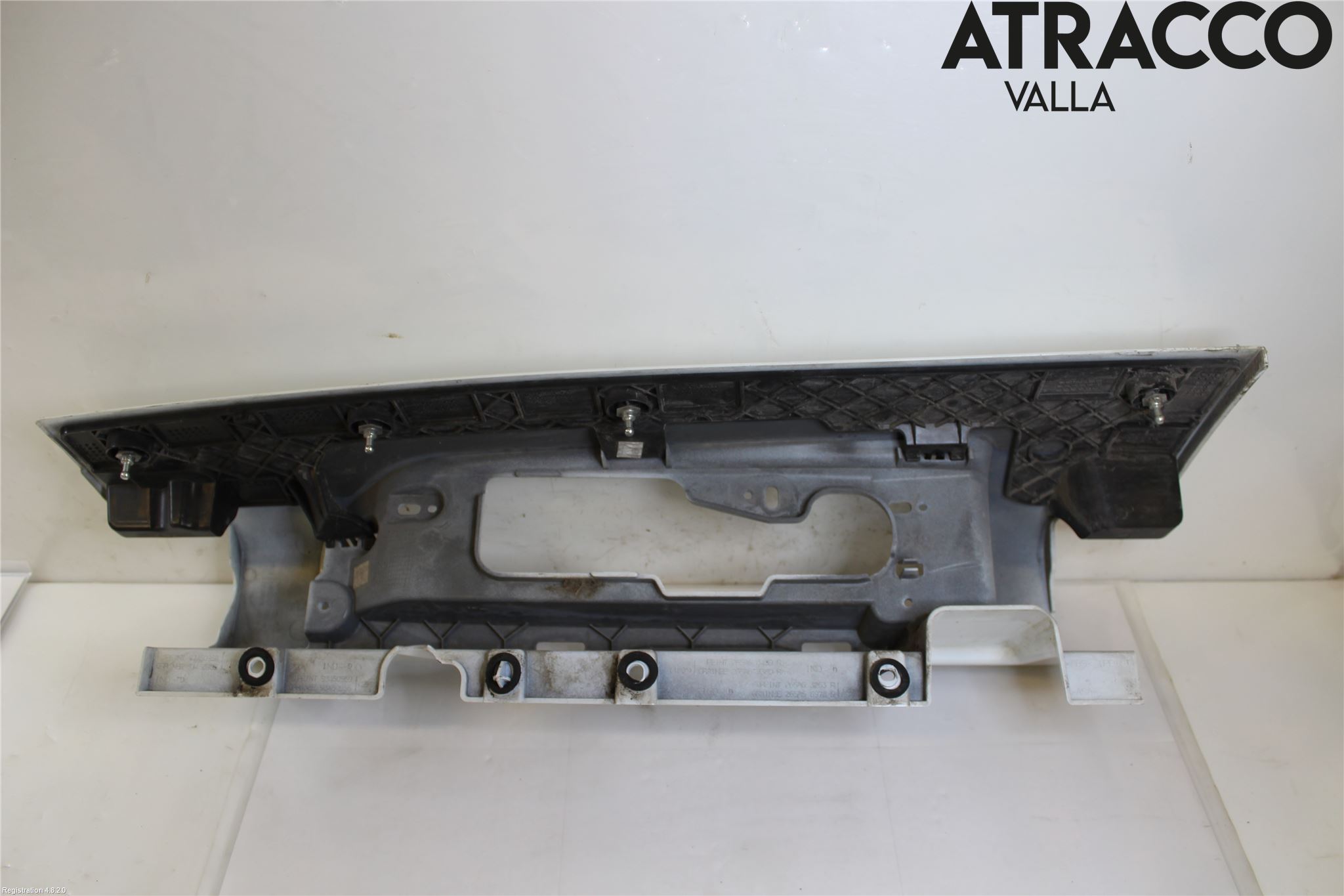 Renault TRAFIC/E-TECH 15- Baklykt Omramming
